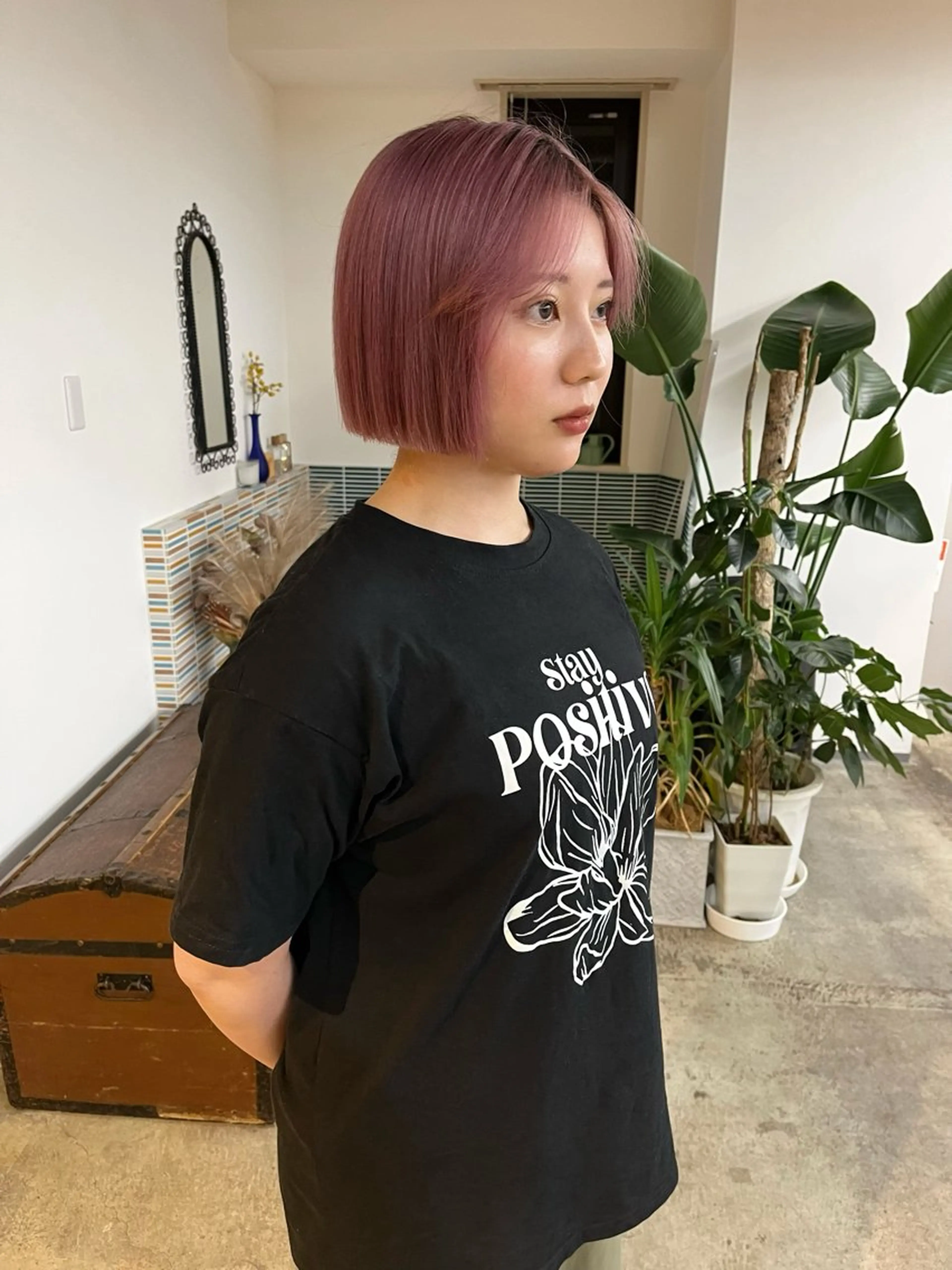 ミディアム カラー ベージュカラー ブリーチ ピンクカラー ピンクベージュ カット ヘアカラー トリートメント 🩷ハイトーン透明感 レイヤー🩷ユリカのヘアスタイル