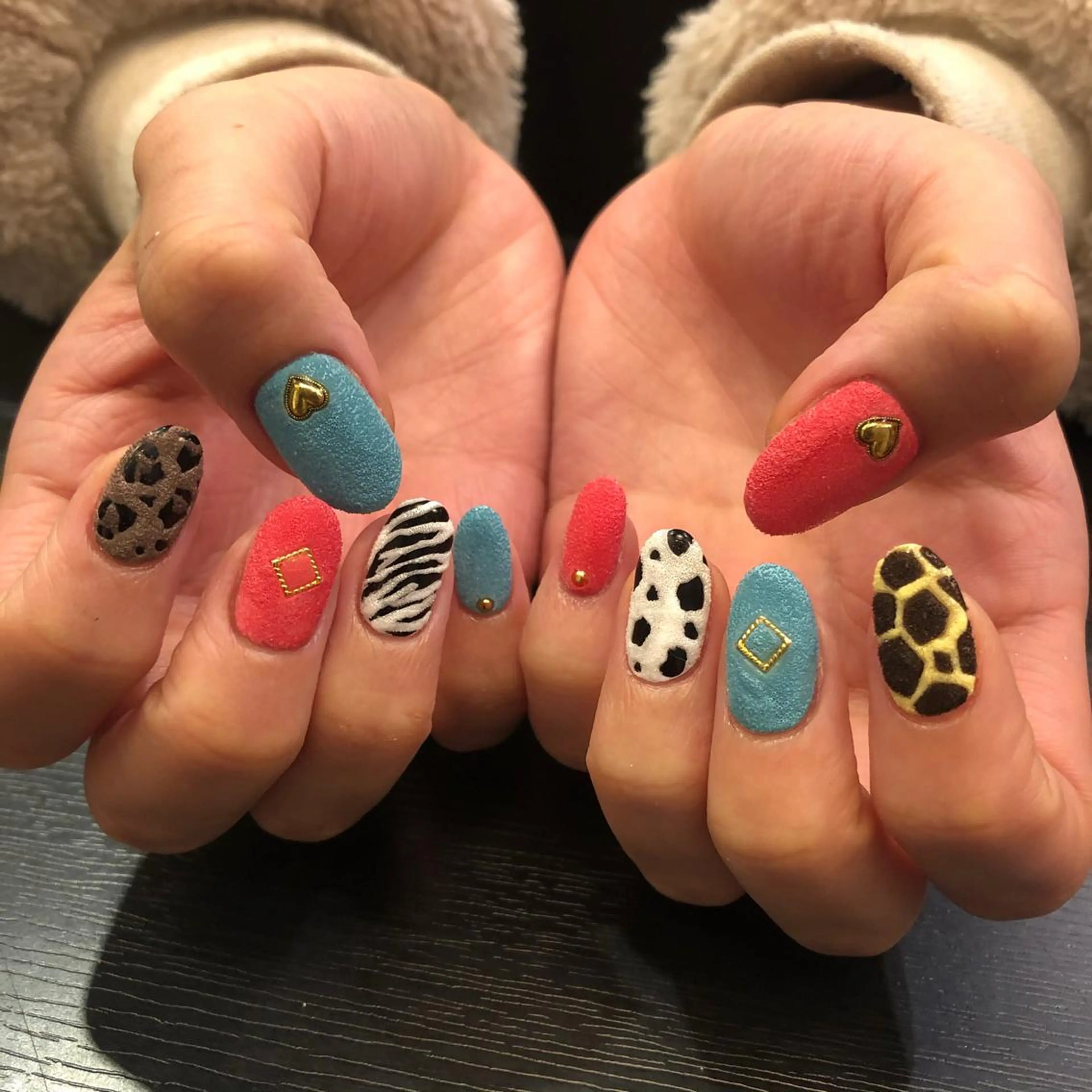 ネイル Risa　/ EARTH小山のネイルデザイン