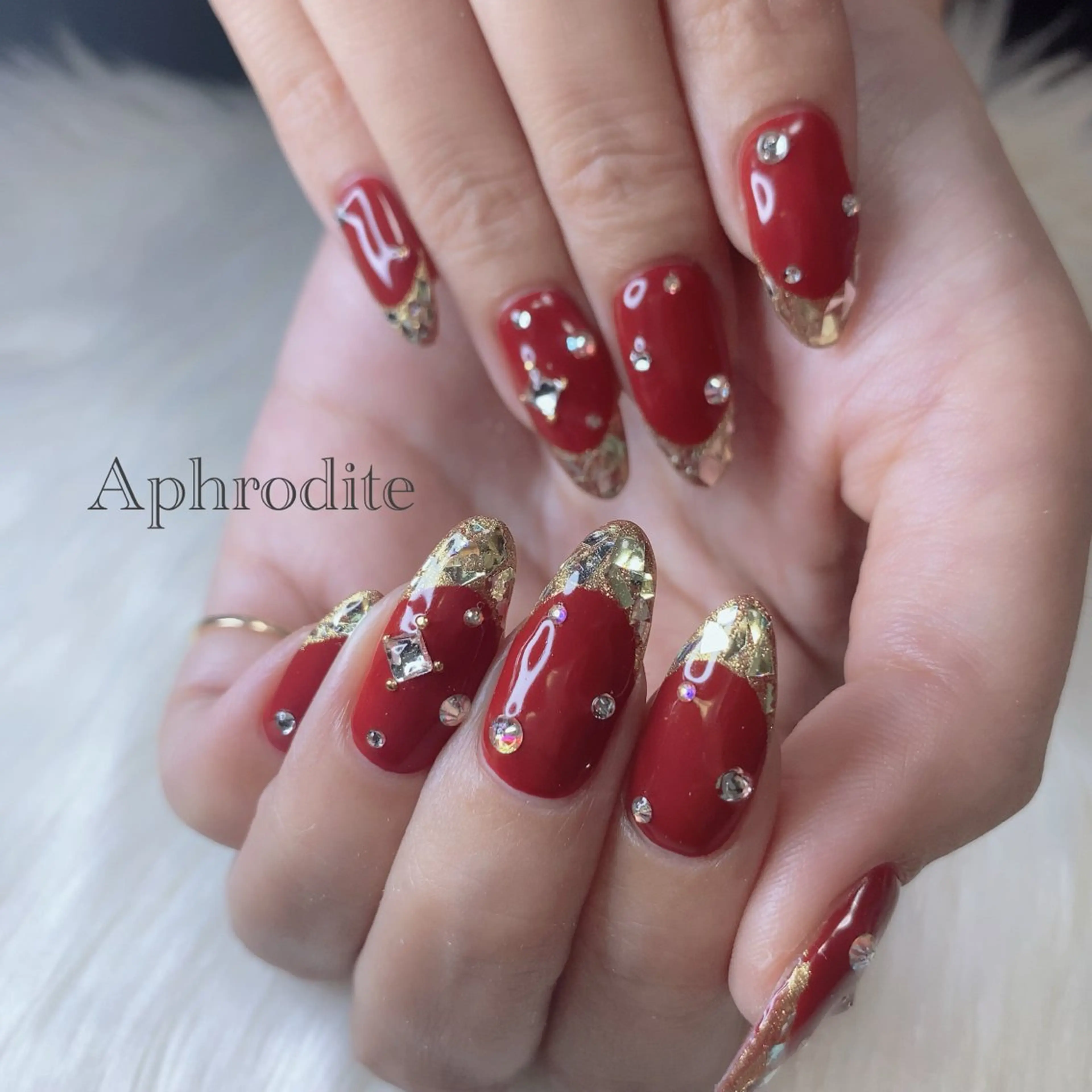 ネイル Aphrodite パラジェル認定サロンのネイルデザイン