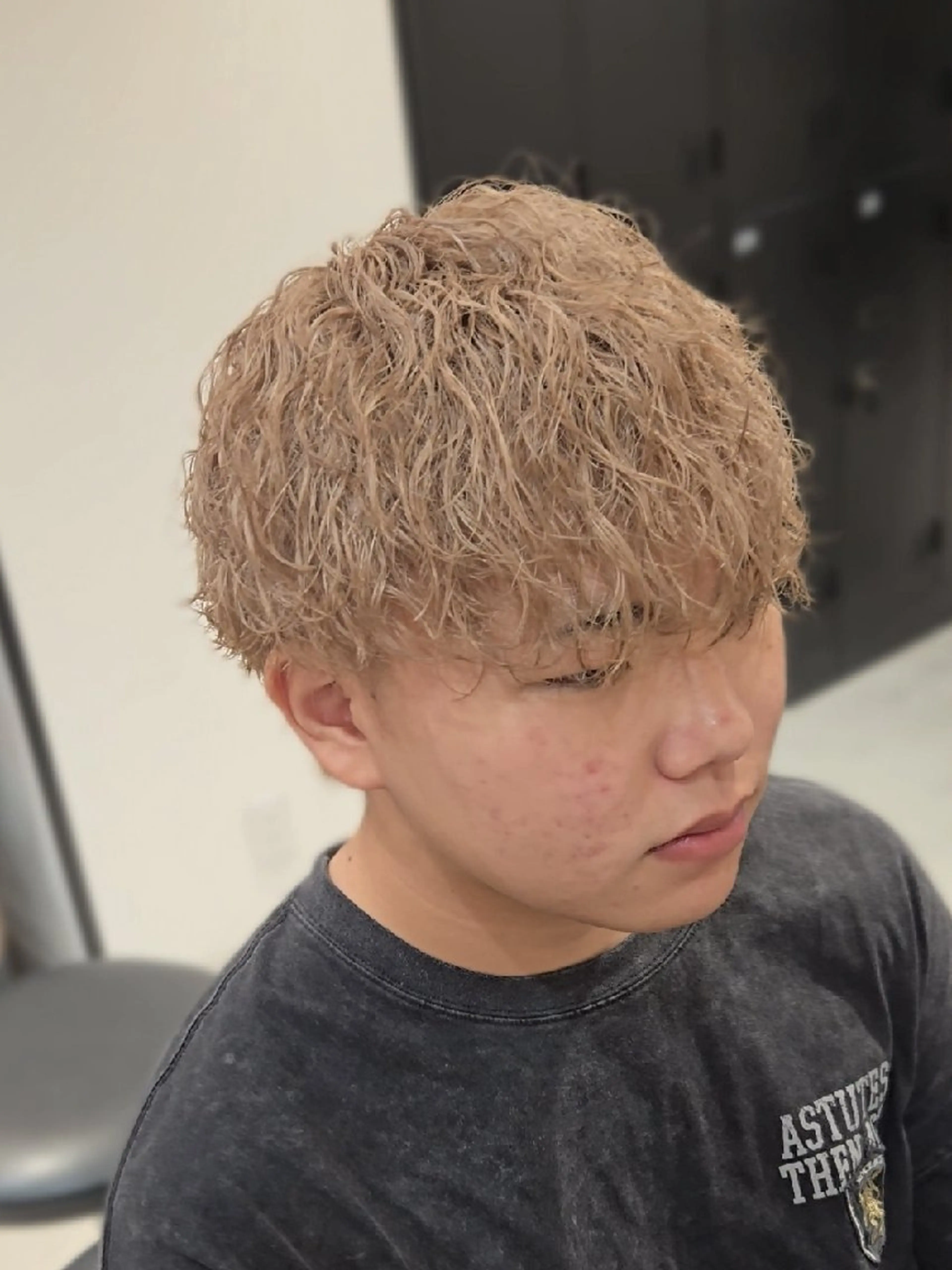 メンズ ミディアム パーマ カラー ミディアムパーマ メンズパーマ 波巻きパーマ カット ヘアカラー パーマ トリートメント ヘアセット Lapis 名古屋駅前店所属・LEN名古屋/パーマ メンズ特化美容師のヘアスタイル