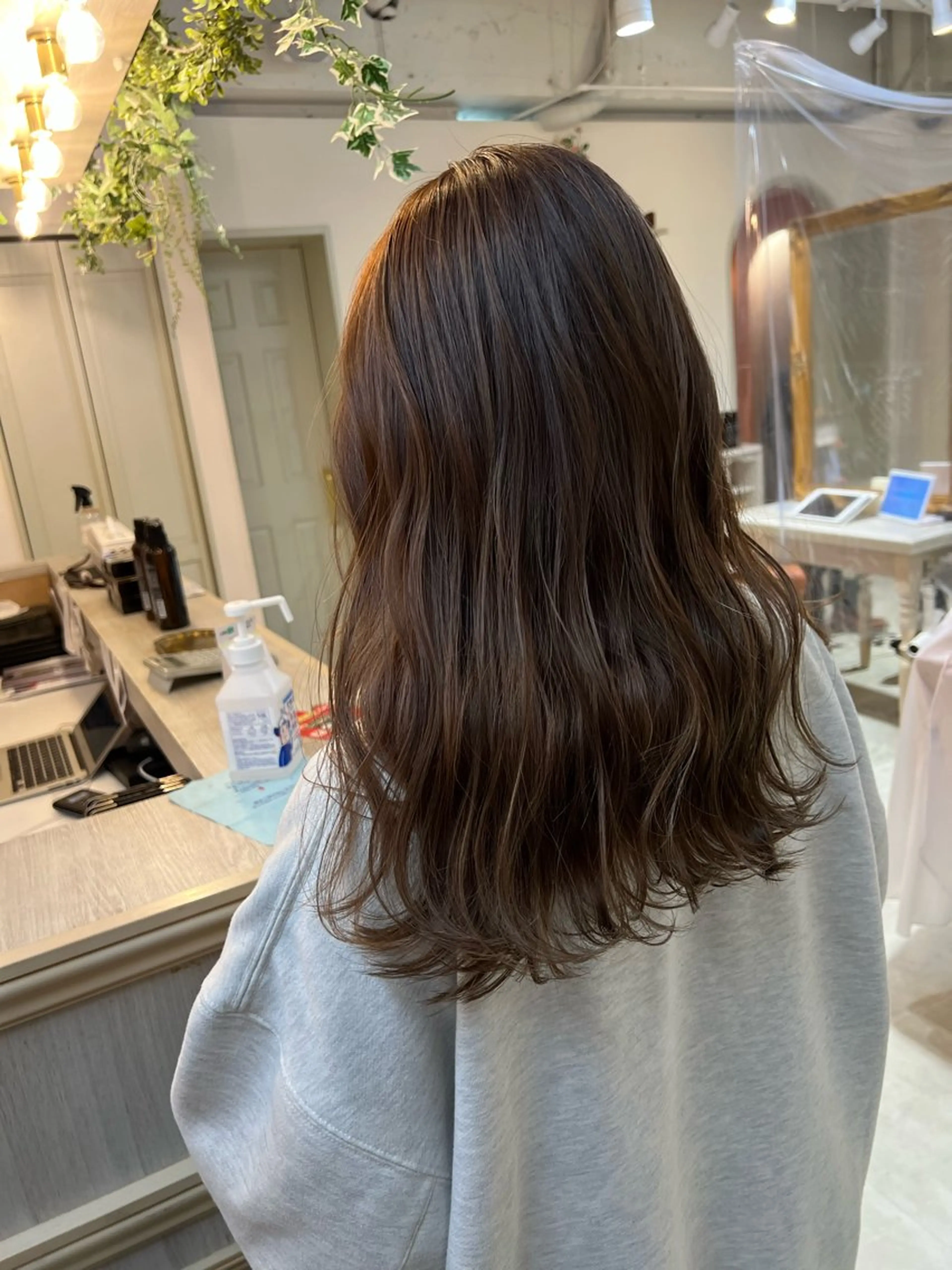 カラー ヘアカラー トリートメント 内藤 歩香🐈‍⬛🩶のヘアスタイル