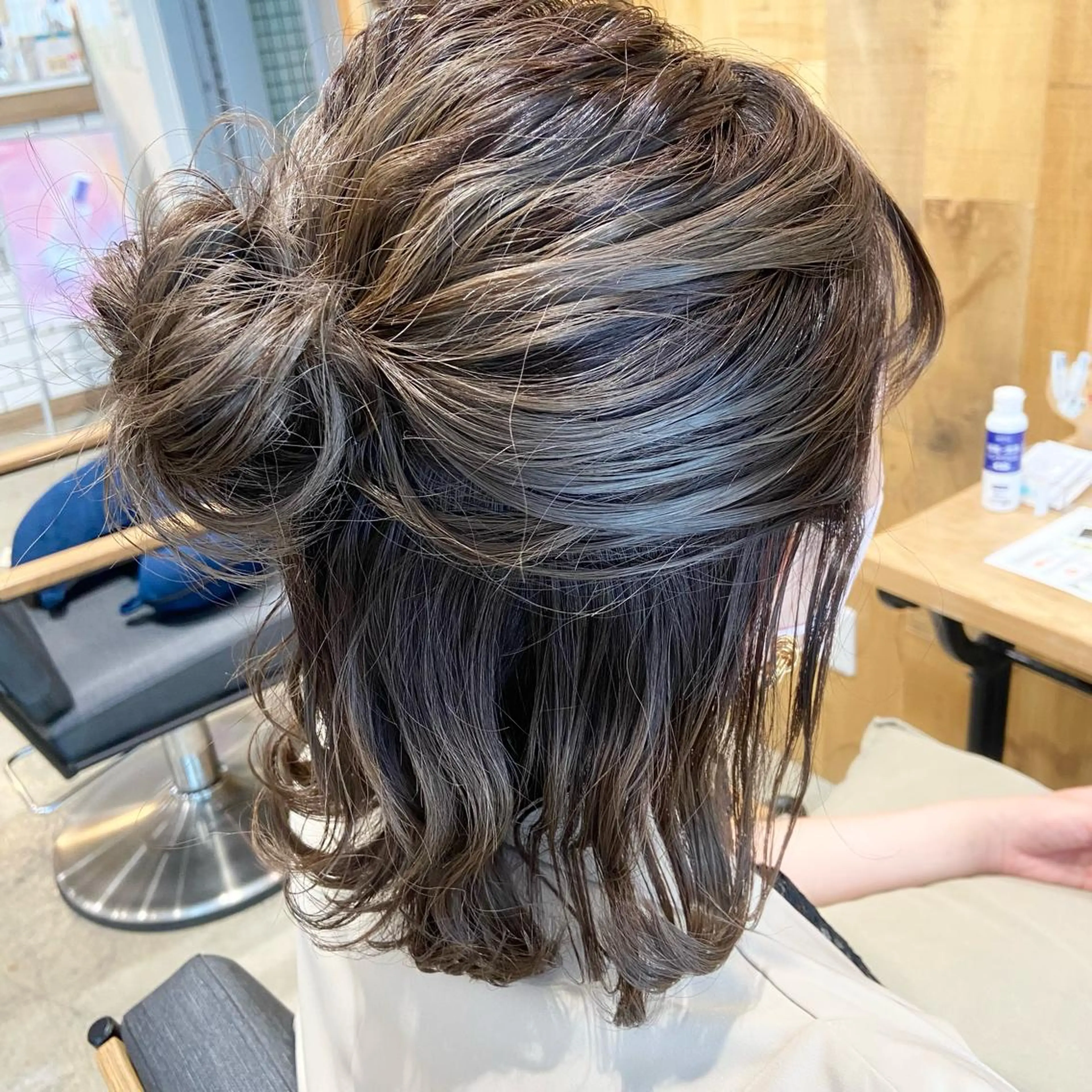ミディアム ヘアアレンジ ハーフアップ 🌷レイヤーカット/ フルキシオリ🌷のヘアスタイル