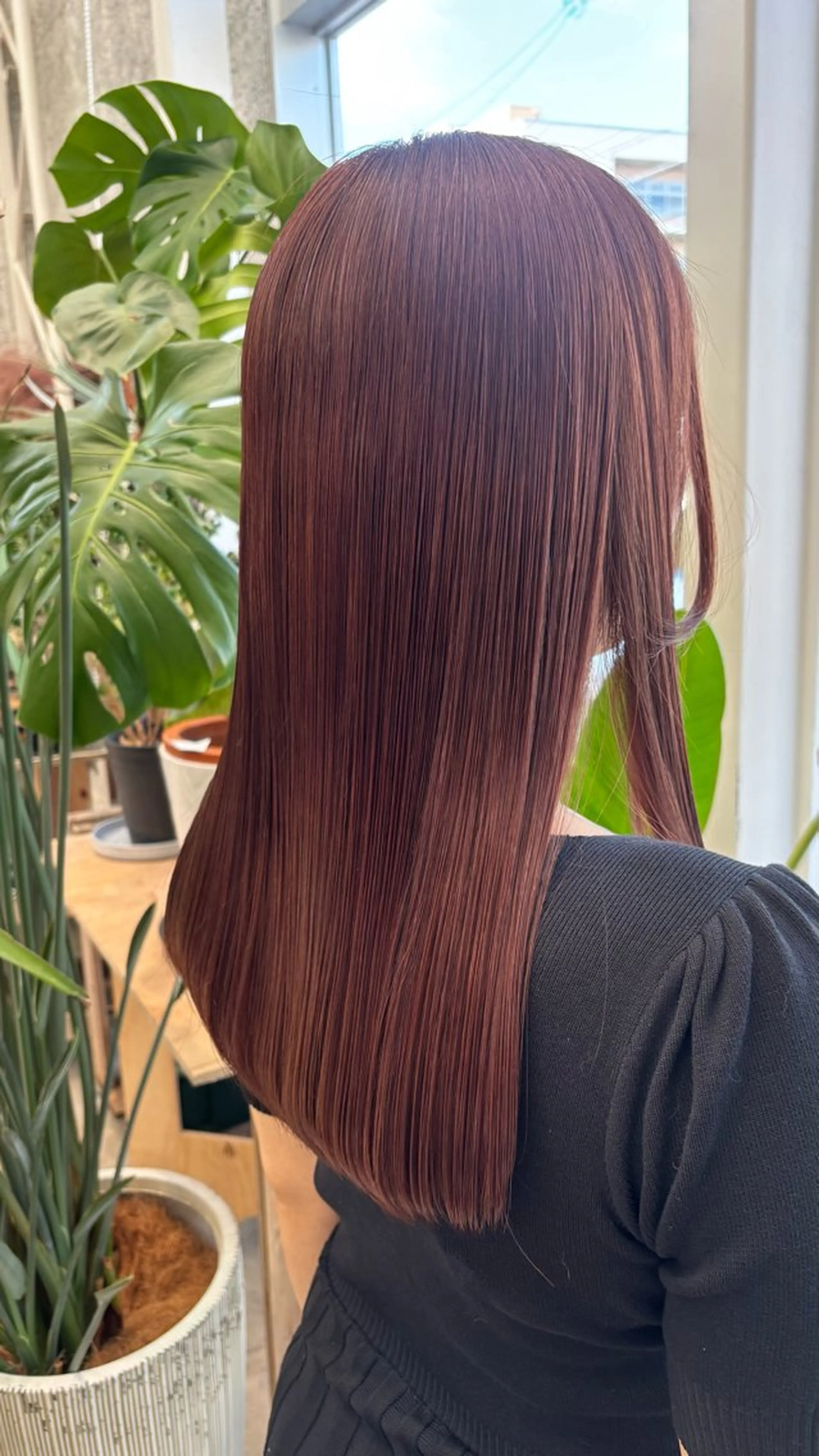 ロング ヘアカラー TEMIL HAIR 彩香のヘアスタイル