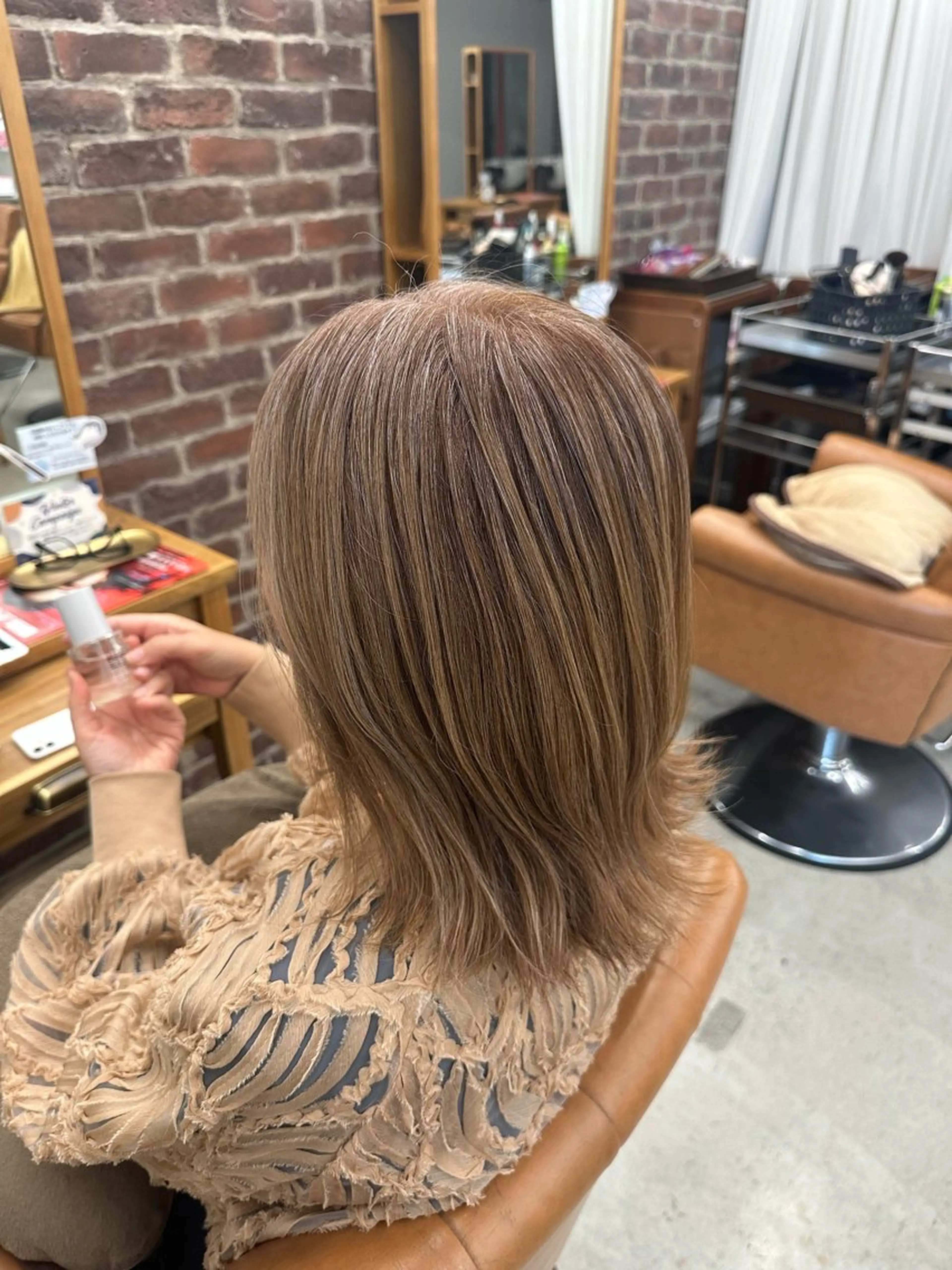 ミディアム カラー 山野愛子美容室銀座所属・銀座YUKINA🌙 Wcolorのヘアスタイル