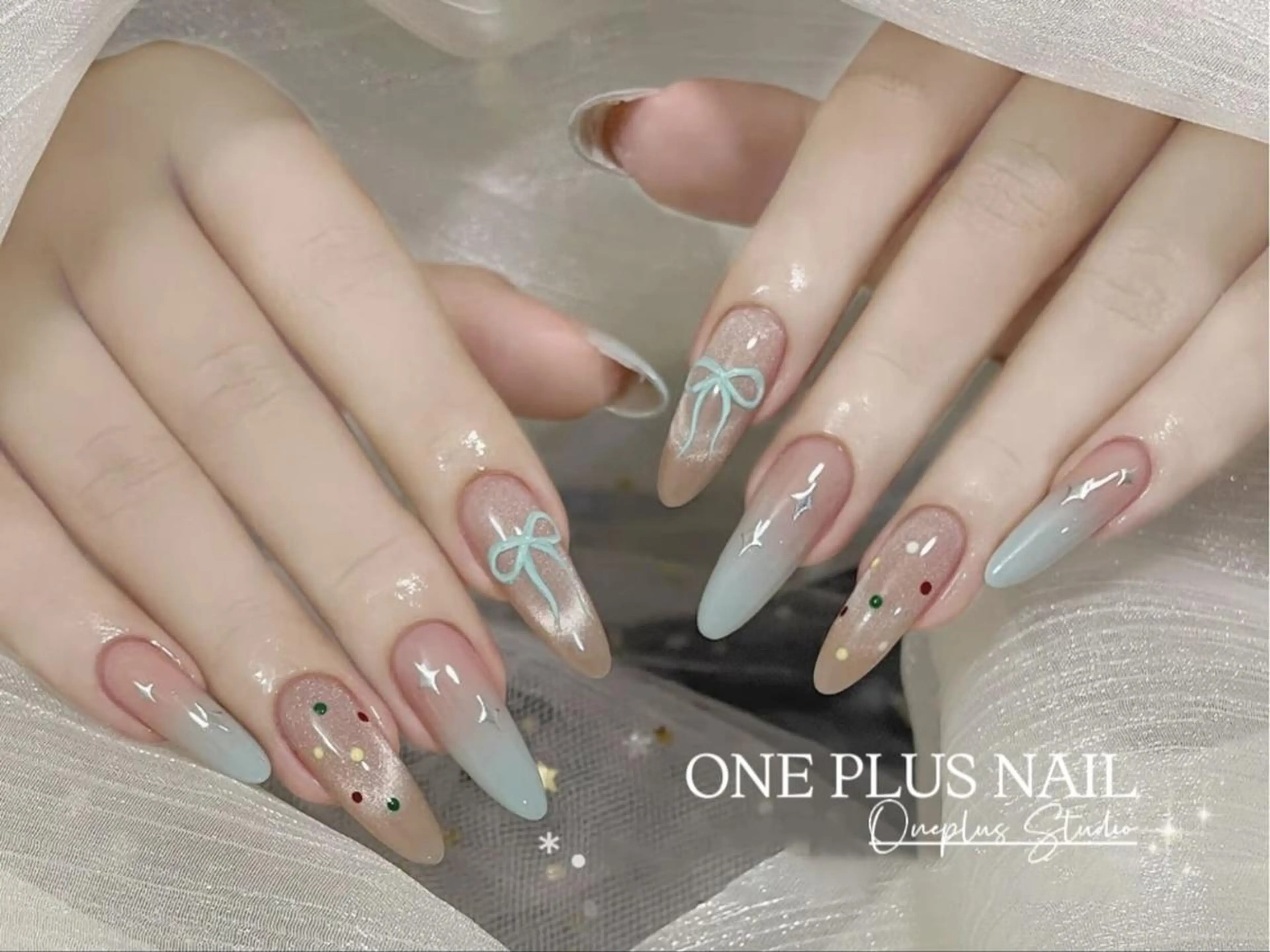 ネイル ガーリー ハート キラキラネイル 韓国ネイル ロングネイル One Plus Nail Salonのネイルデザイン