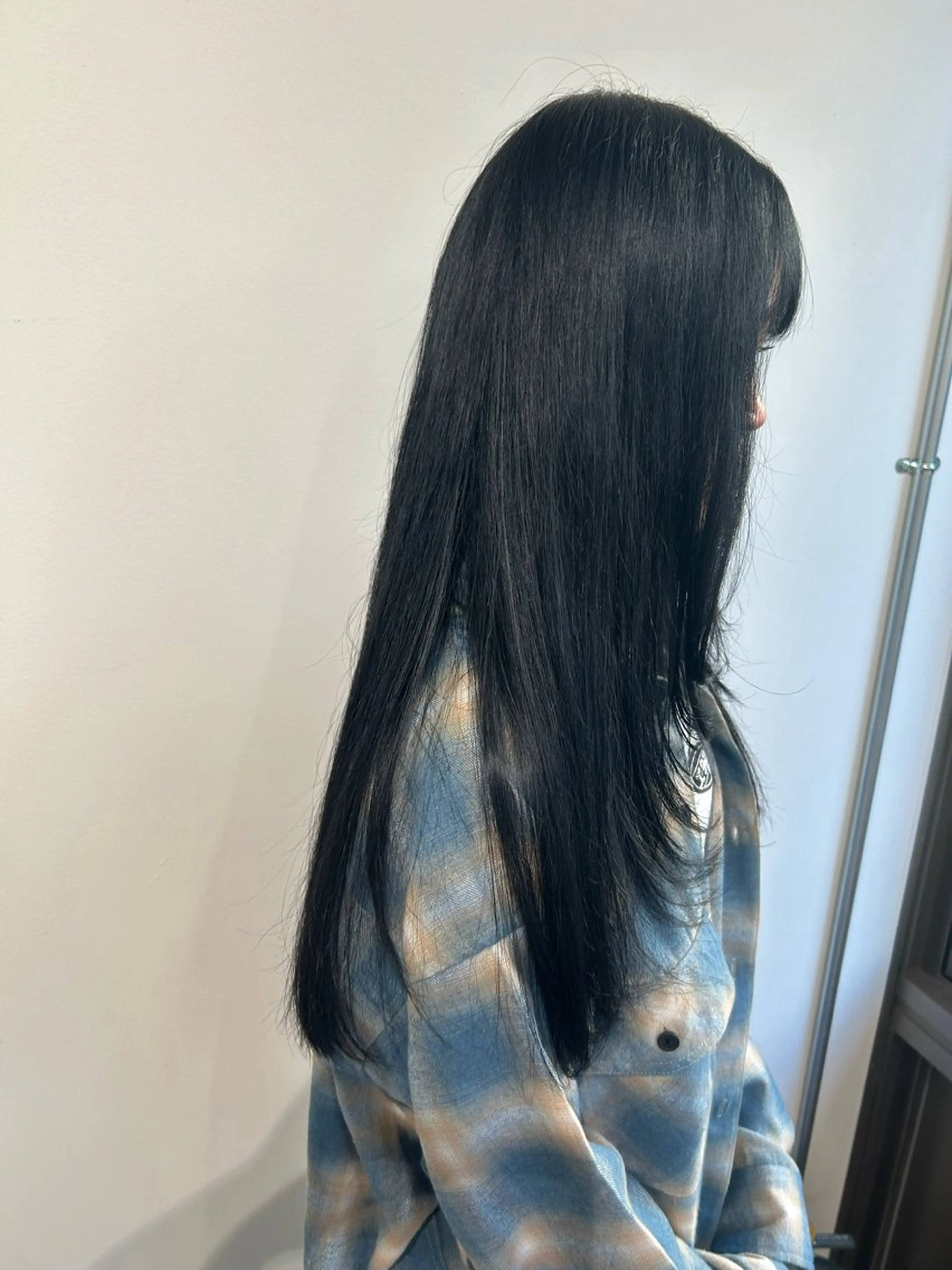 ロング カラー カット ヘアカラー トリートメント ベージュ/ダブルカラ ー/新潟駅/青柳萌果のヘアスタイル