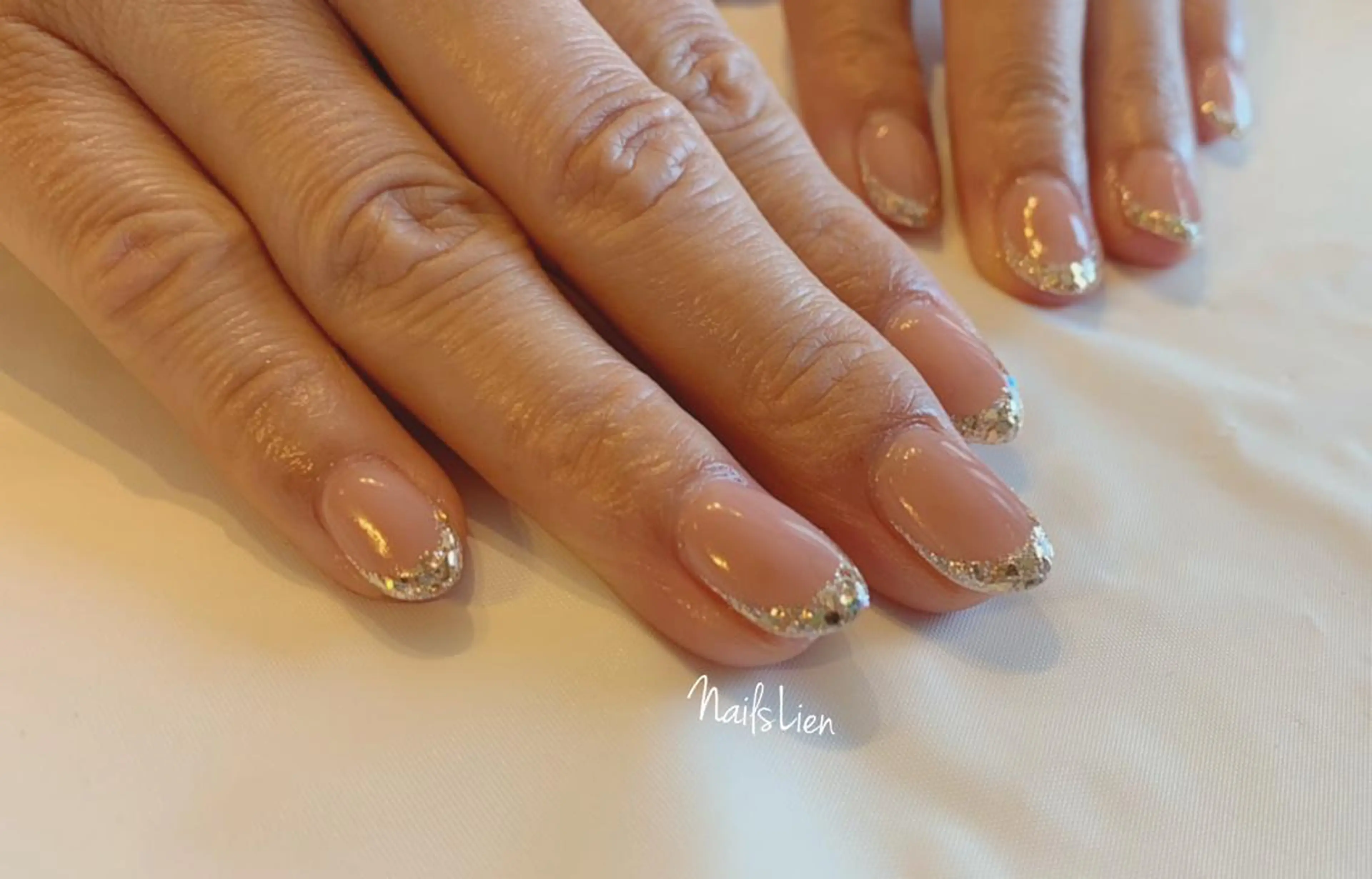 ネイル クリアネイル フラワーネイル フレンチネイル ガラスフレンチ ラメ(グリッター) 凛 リンのネイルデザイン