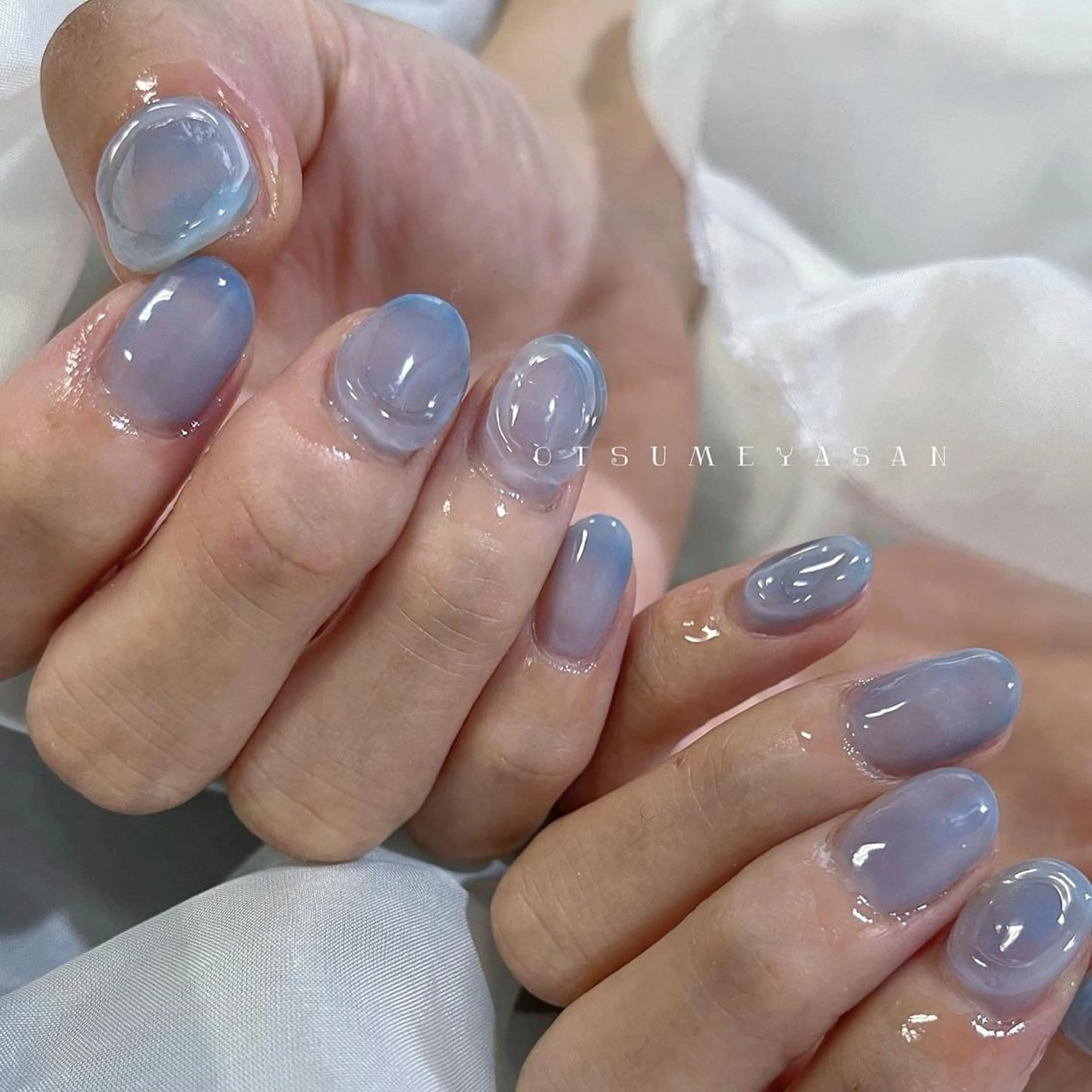 ネイル ブルー ジェルネイル ゴールド 韓国ネイル 夏ネイル otsumeyasan所属・わたなべ ちかのネイルデザイン
