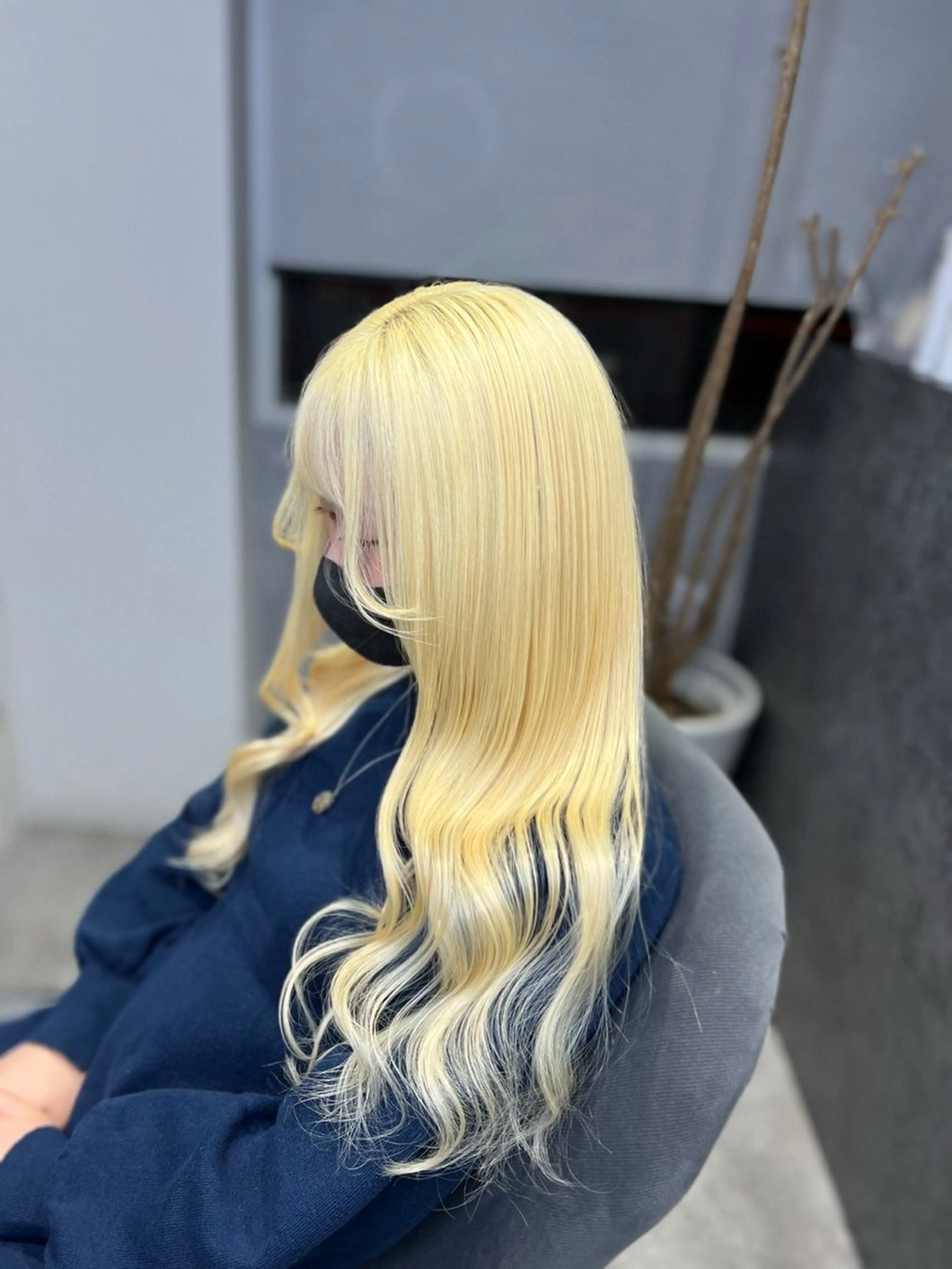 ミディアム カラー mimiiy梅田 中崎町ハイトーンのヘアスタイル