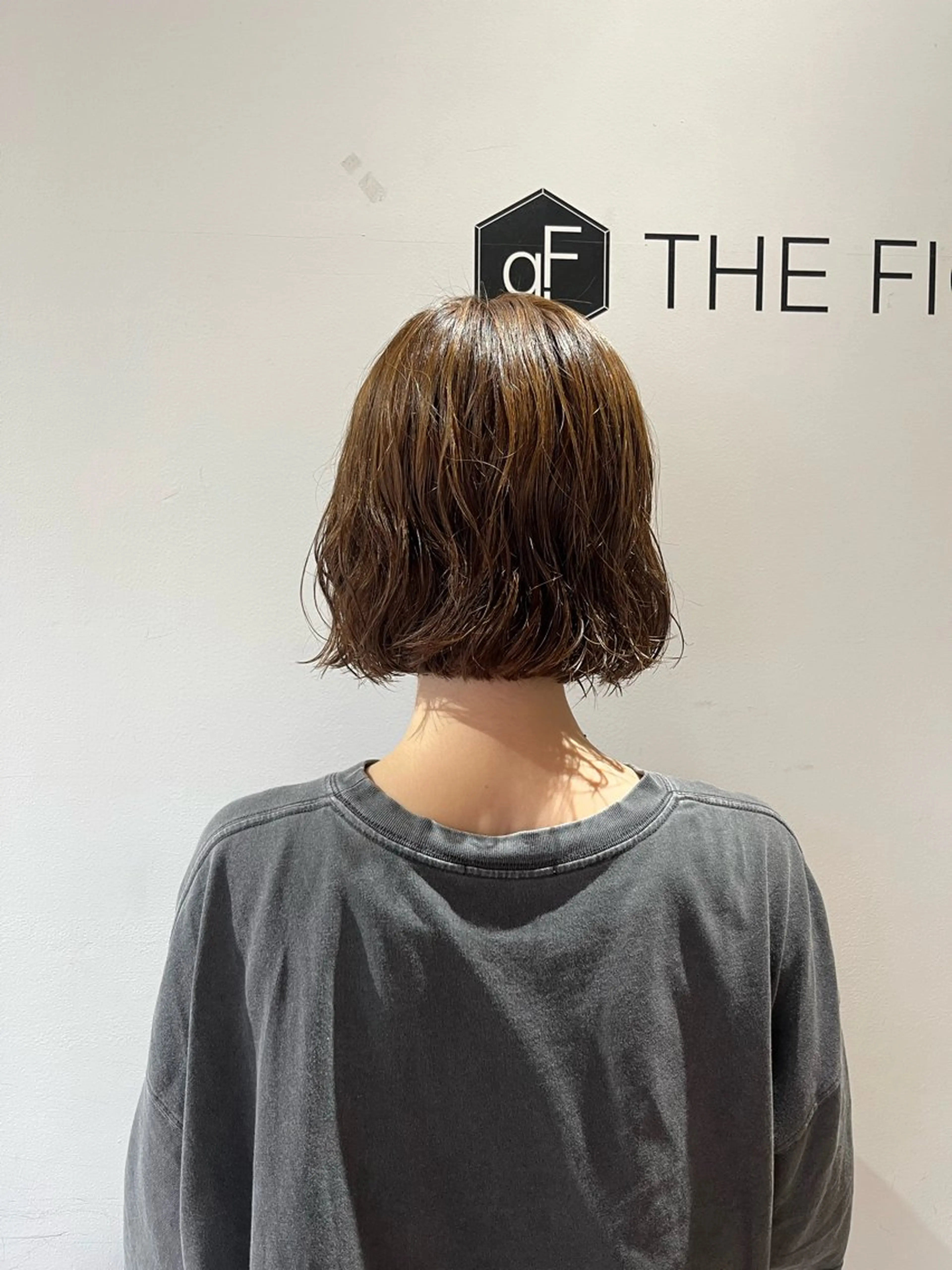 ショート カラー パーマ ヘアカラー やまき さきねのヘアスタイル