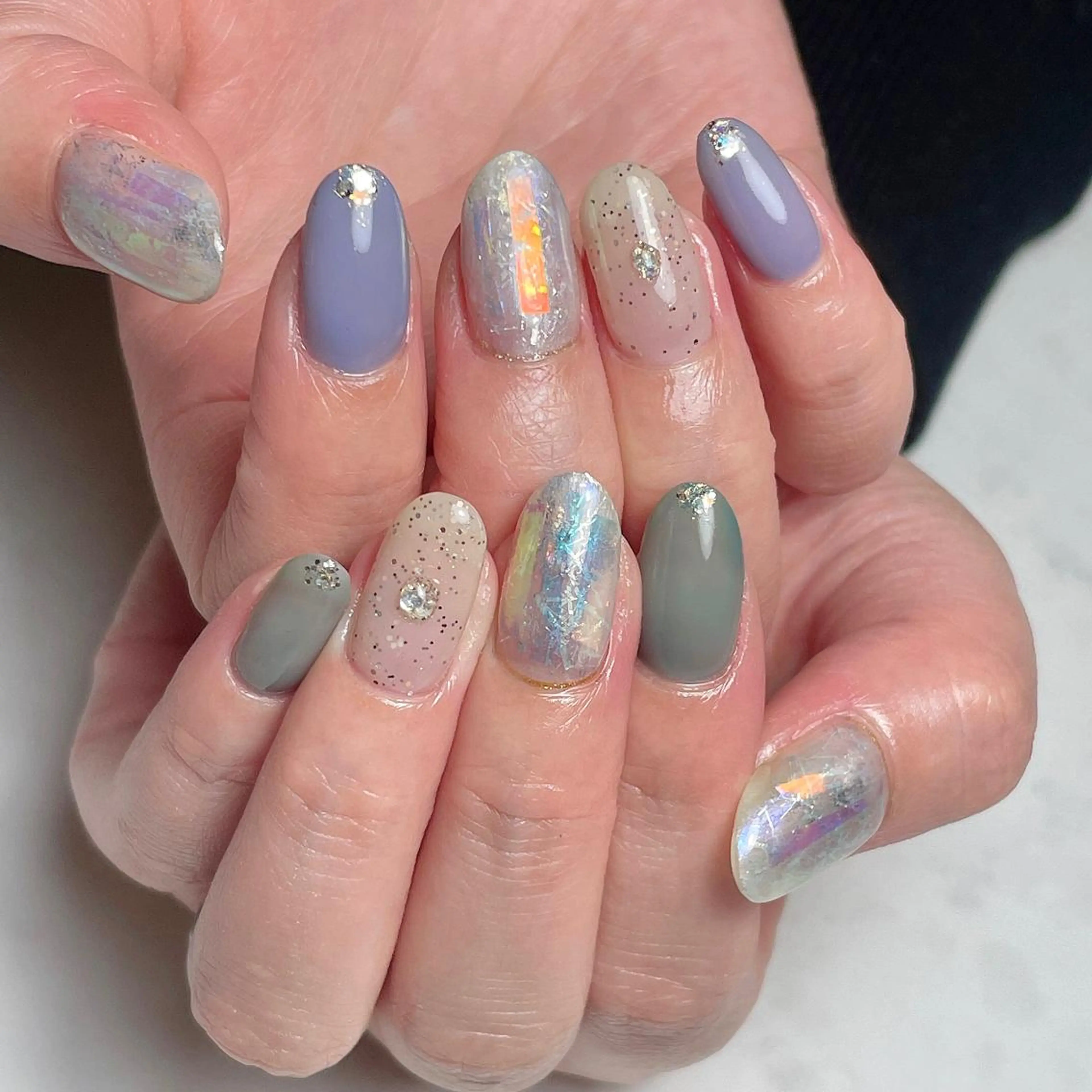 ネイル 氷ネイル・うるうるネイル ニュアンスネイル amulet TOMOMIのネイルデザイン