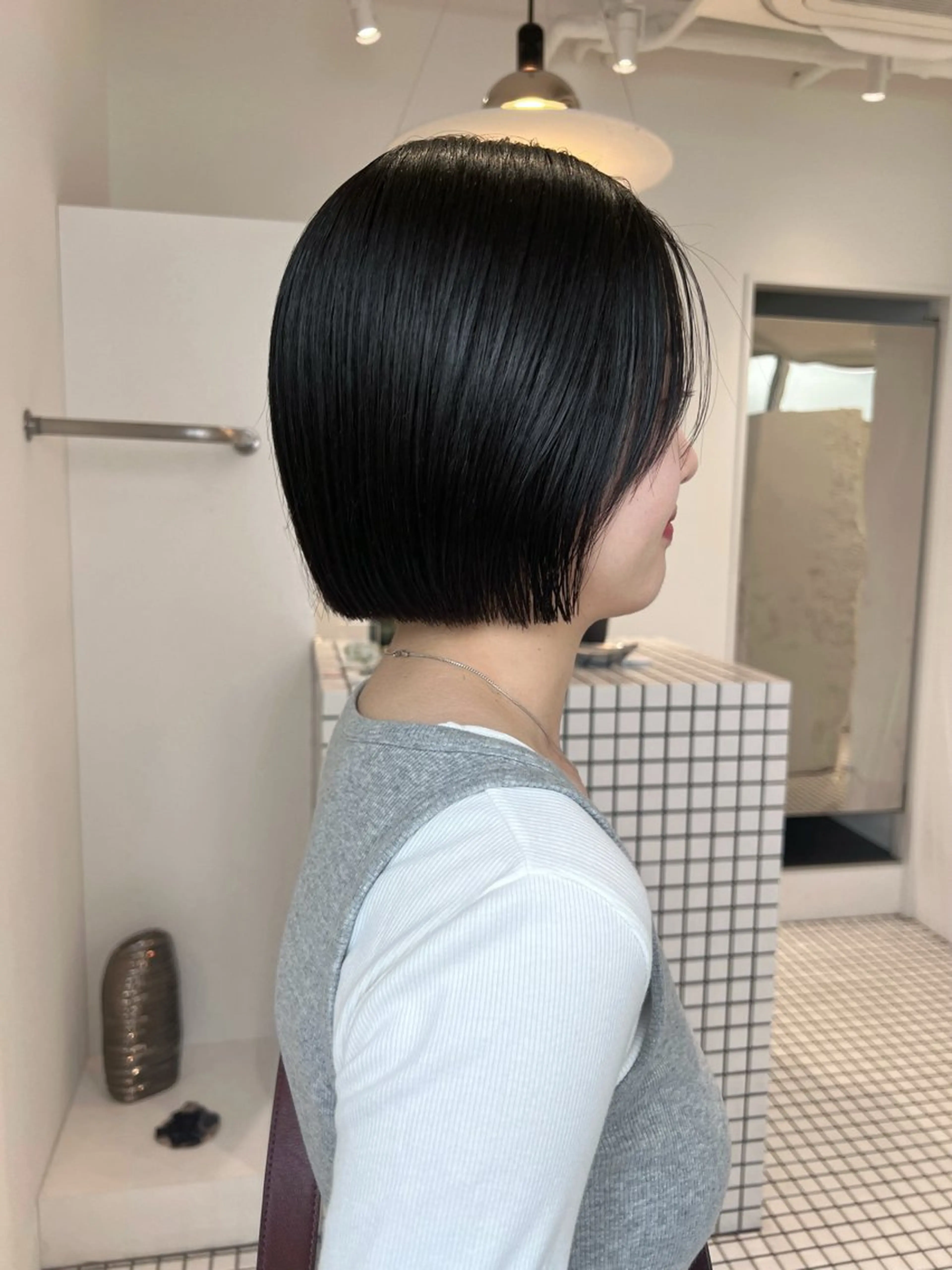 ショート カラー ボブ カット ヘアカラー 🌱ぱつっと/ボブ 🌱のヘアスタイル