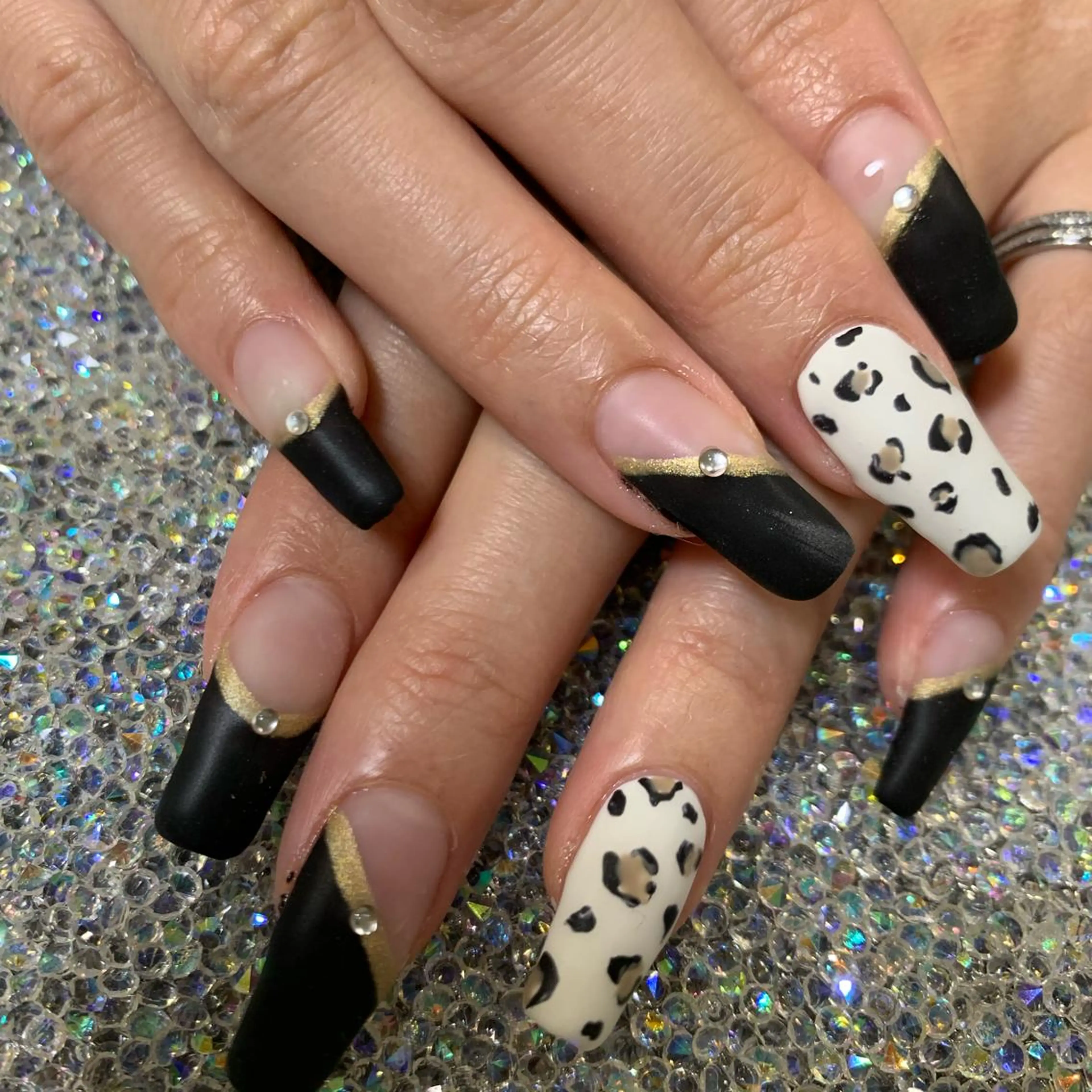 ネイル ハンドネイル J. NAILのネイルデザイン