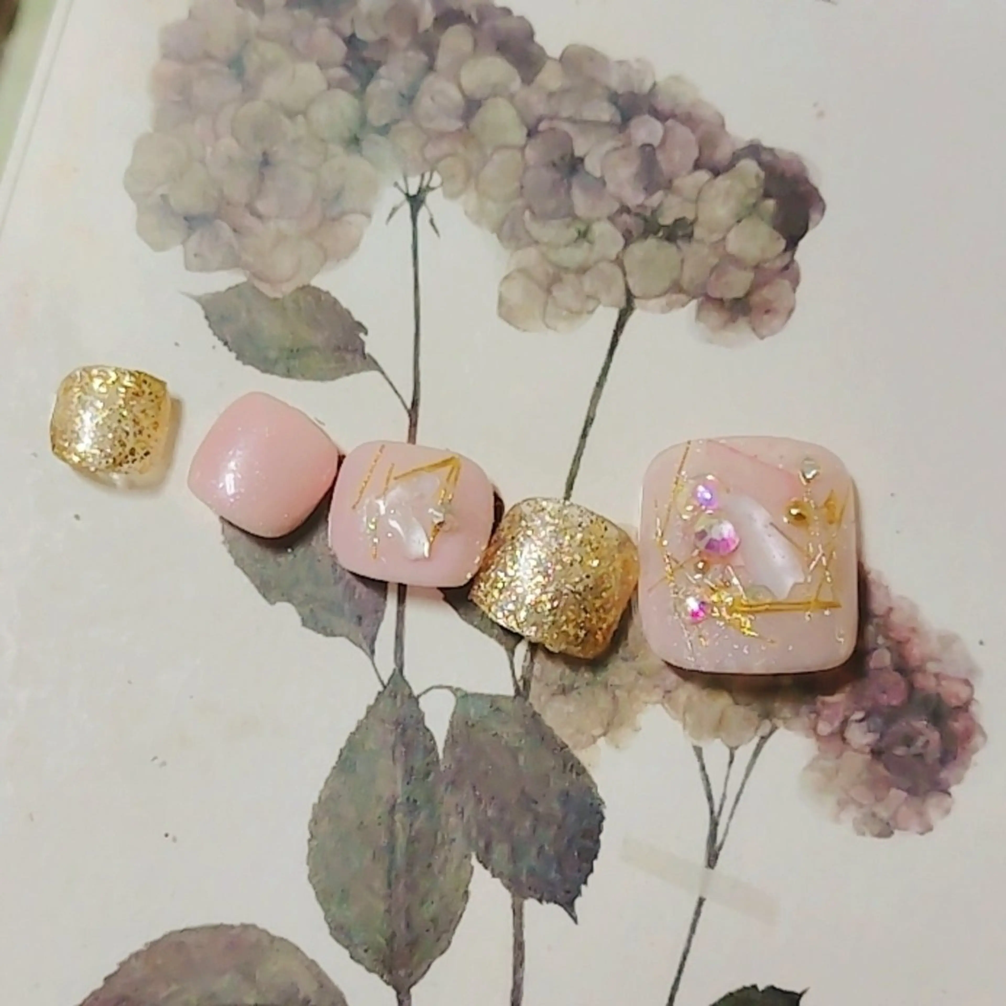 ネイル ニュアンスネイル シンプルネイル フットネイル Jewel SecretBaseのネイルデザイン