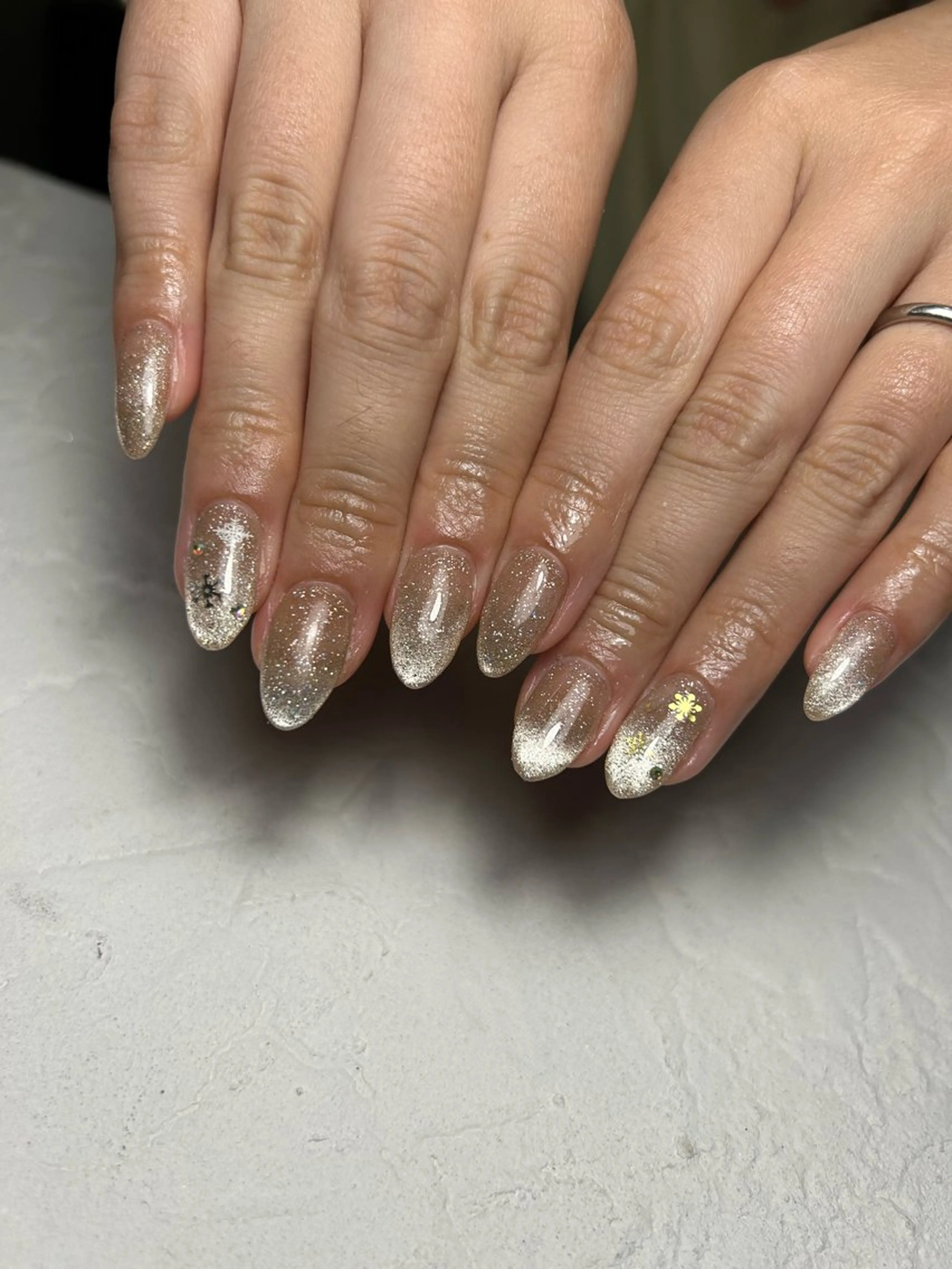 ネイル ハンドネイル Lea,Nail所属・松橋 愛のネイルデザイン