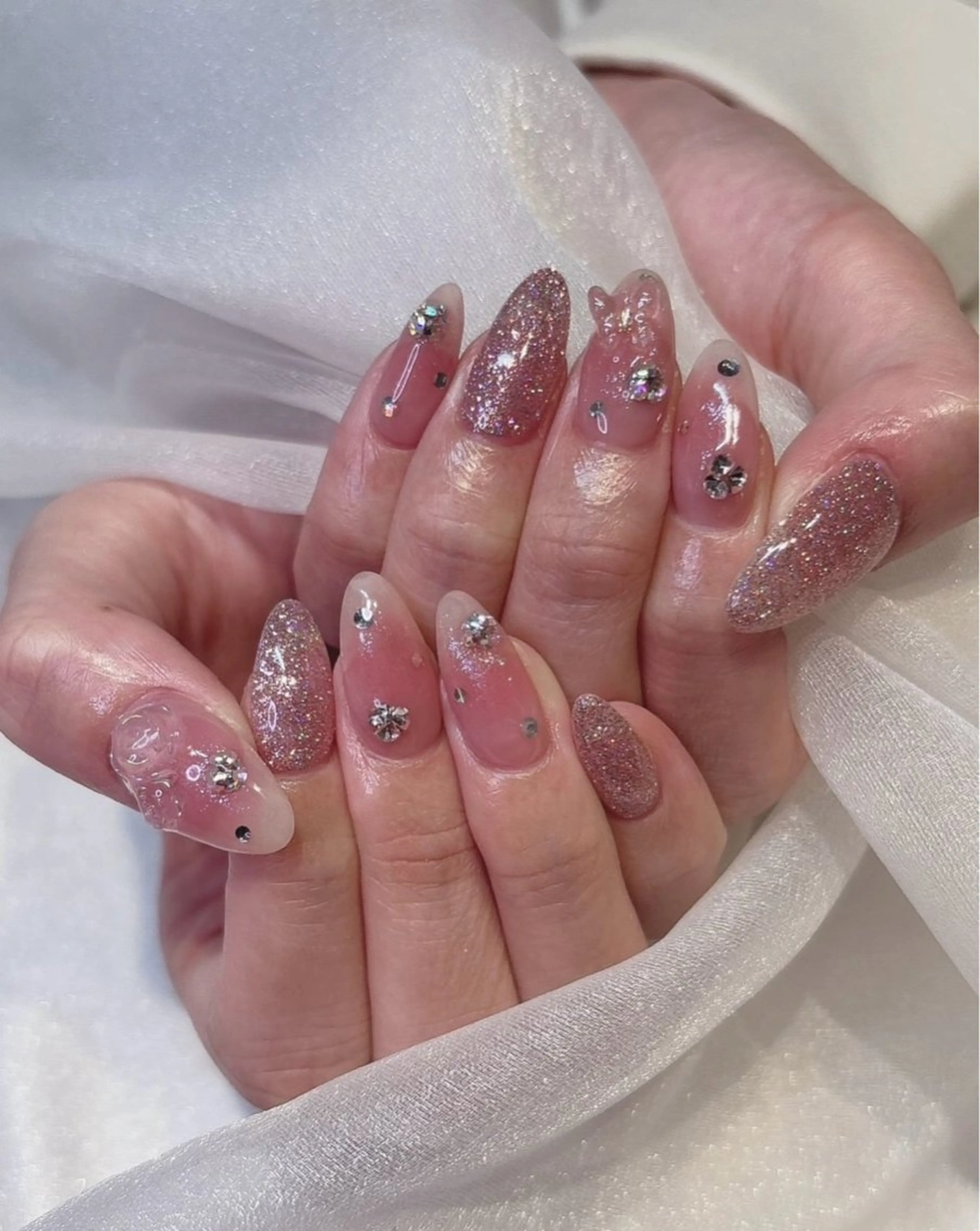 ネイル ボルドー ブラウン チークネイル ドット フットネイル yurinail所属・yuri nail 高田馬場のネイルデザイン
