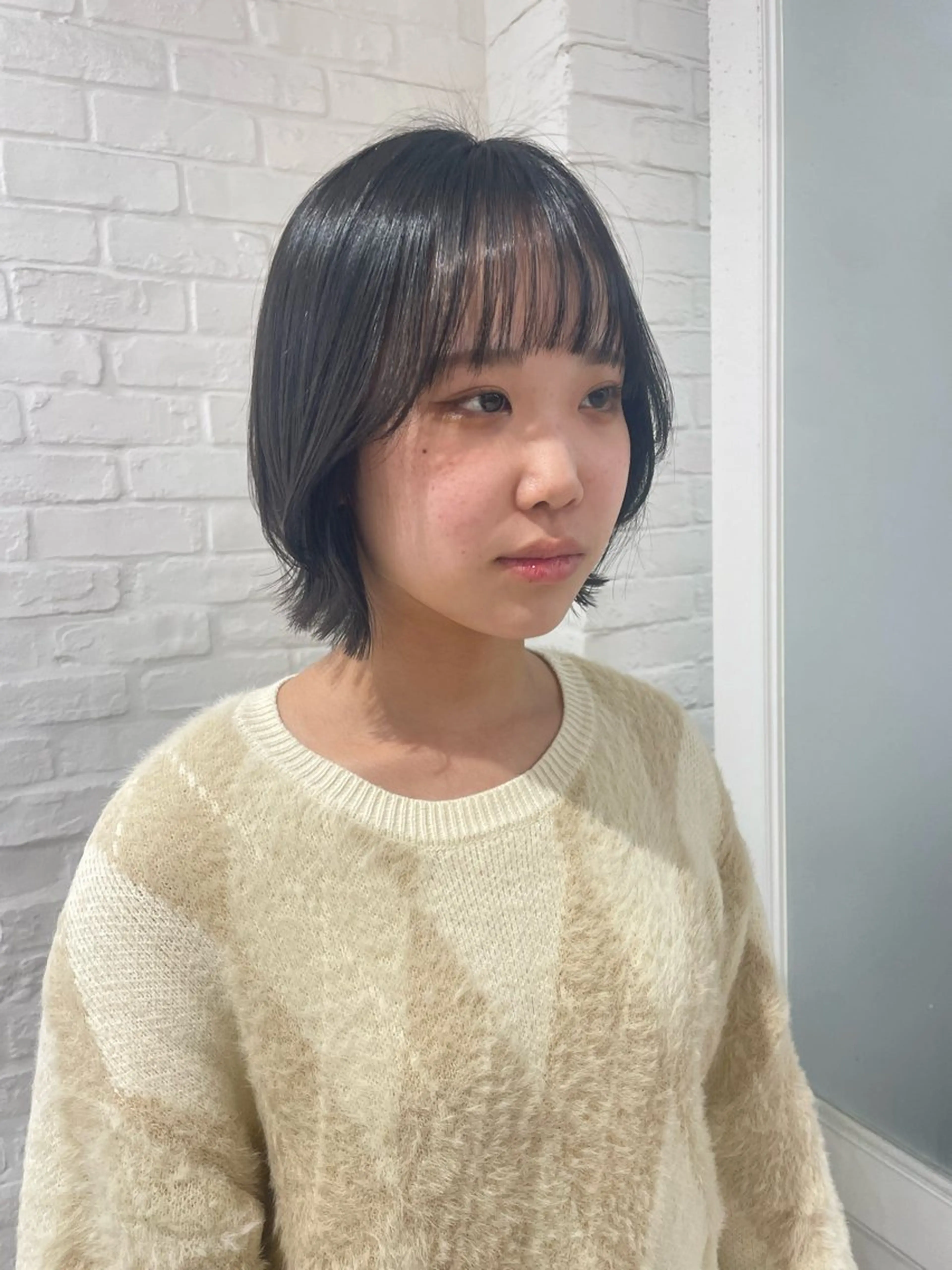 ミディアム 顔まわりレイヤー 姫カット 韓国風ヘア レイヤーカット ワンホンヘア カット ヘアカラー nuu 栄所属・🧸SAKI🎀 韓国レイヤーのヘアスタイル