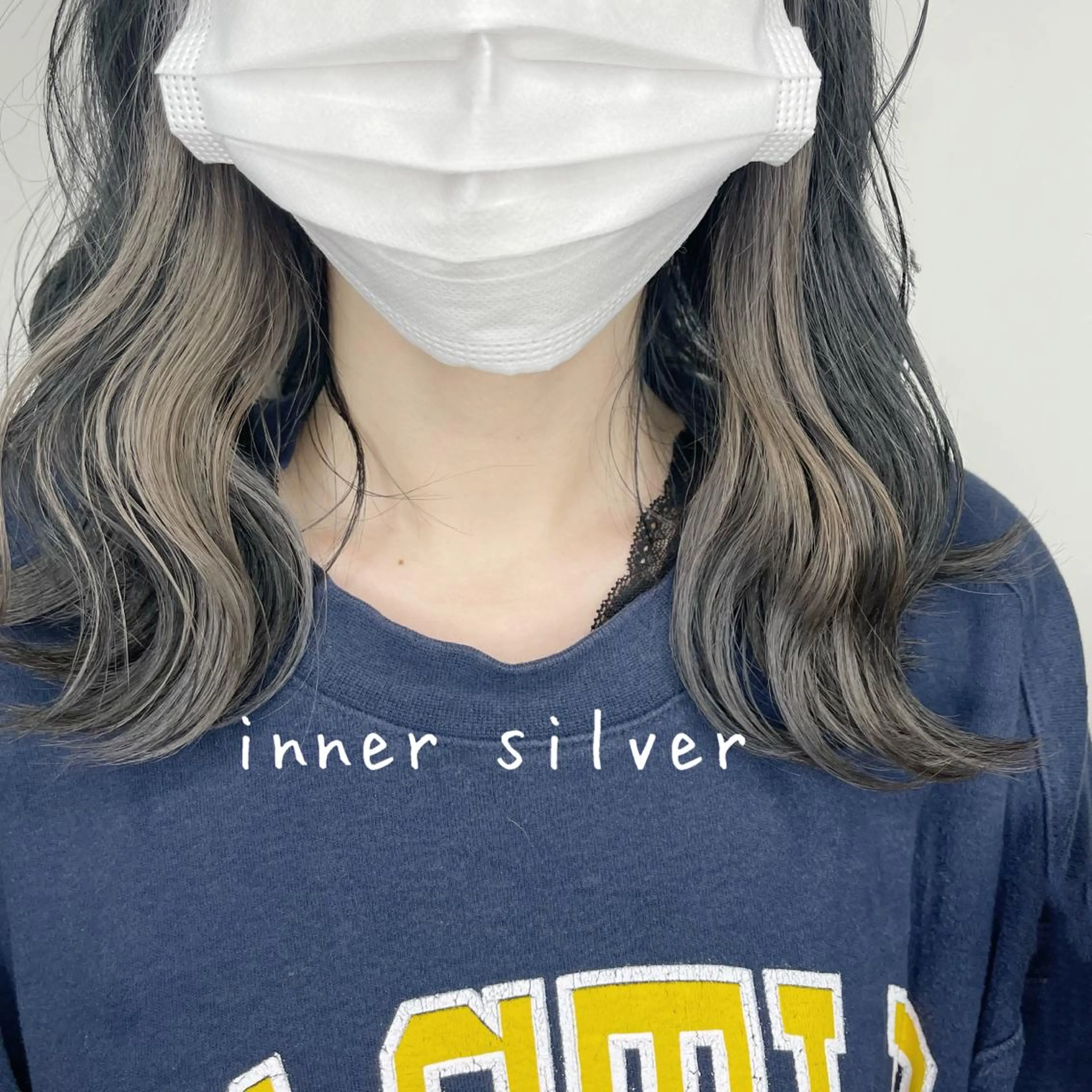 セミロング カラー ブリーチ ケアブリーチ インナーカラー シルバー ヘアカラー トリートメント Jewel Box所属・髪質改善ストレート 特化⭐️杉本奈稀沙のヘアスタイル