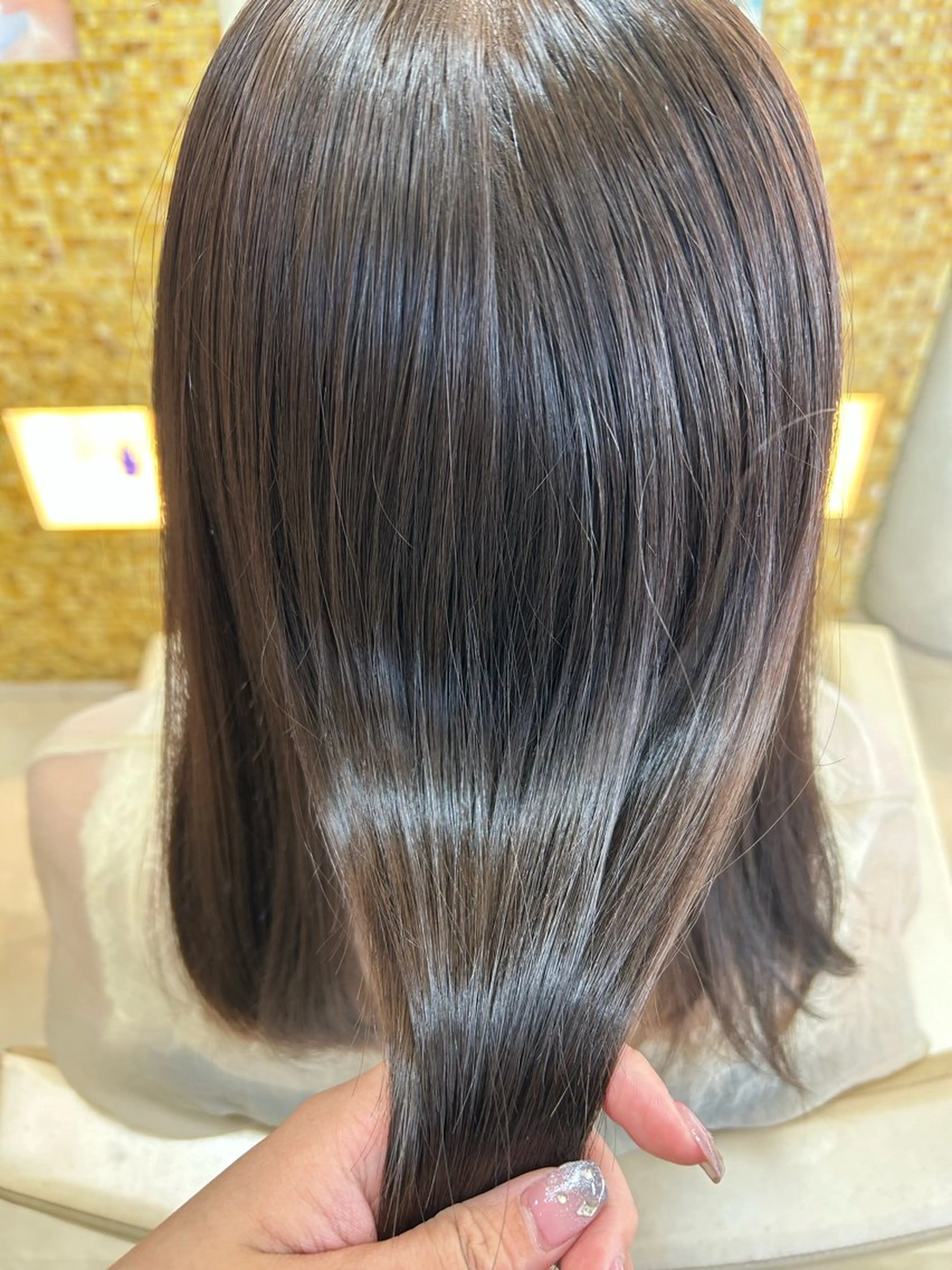 カラー ヘアカラー 岩月ちさと まつ毛/カラーのヘアスタイル