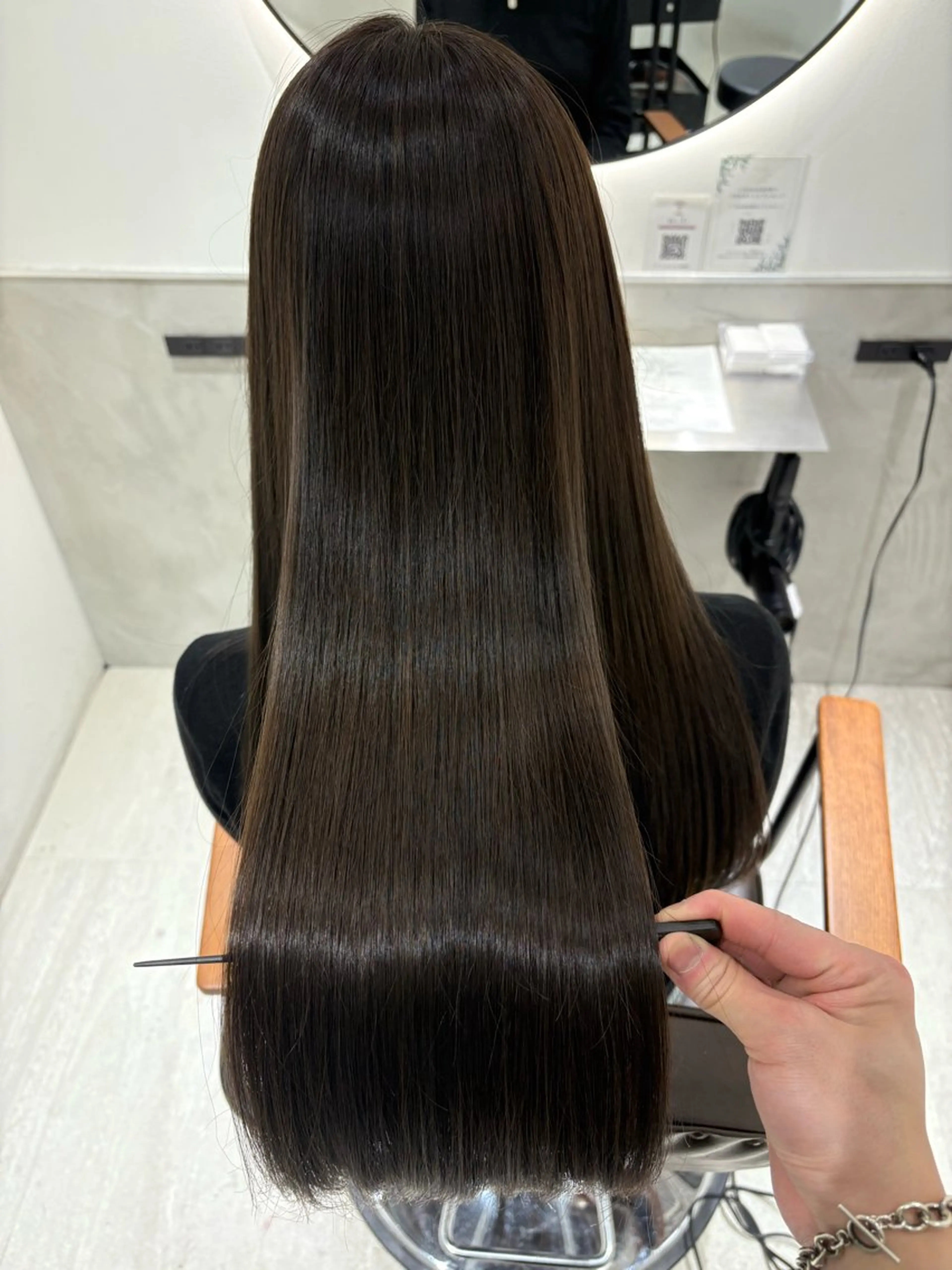 ロング 縮毛矯正 トリートメント eN° by youres hair 銀座店【エン バイ ユアーズヘア】所属・髪質改善&縮毛矯正 🍀本木ヨシヒサのヘアスタイル