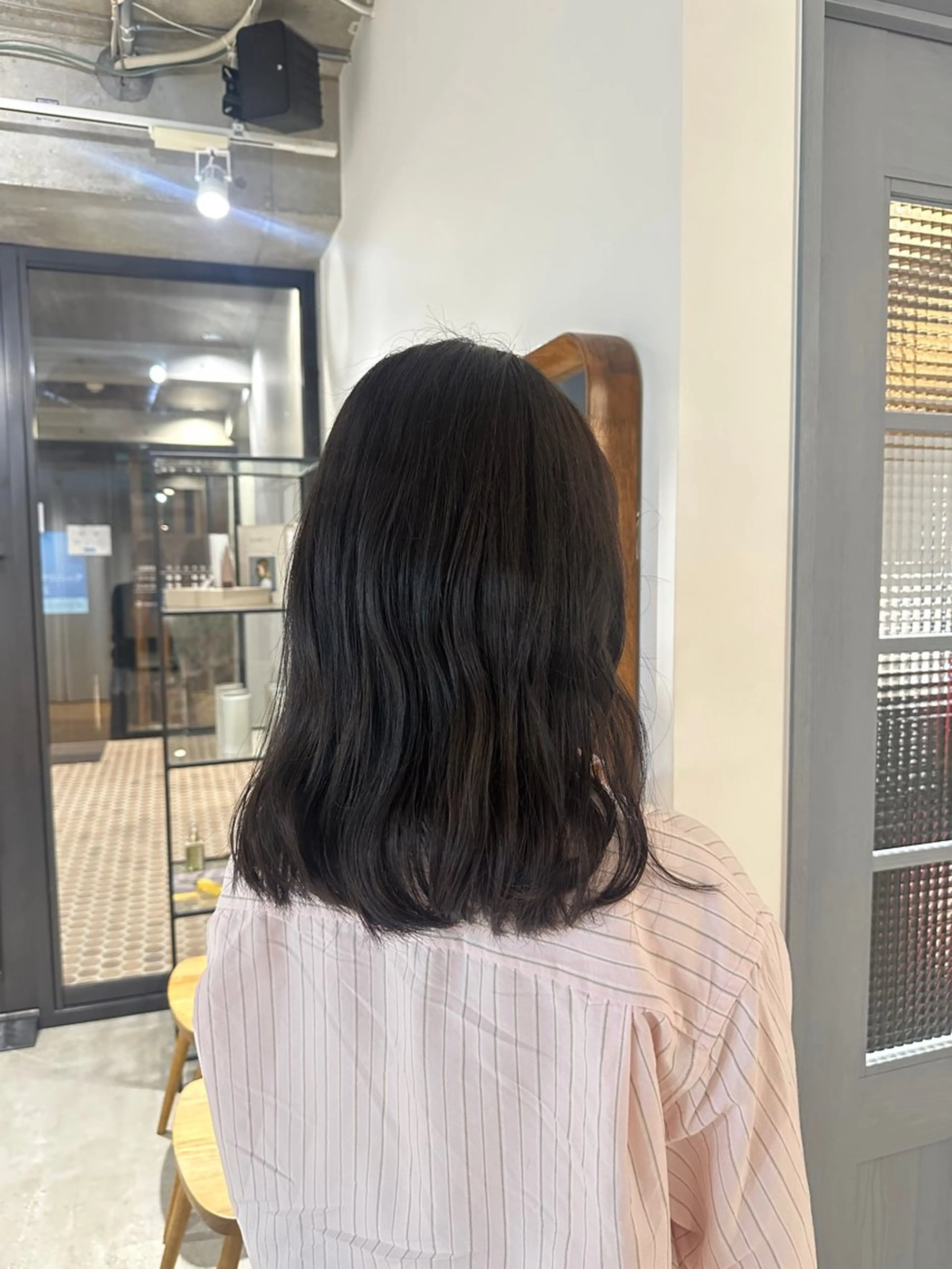 ミディアム カラー ブリーチ ヘアカラー トリートメント 中里　凜 /自由が丘/カラーのヘアスタイル