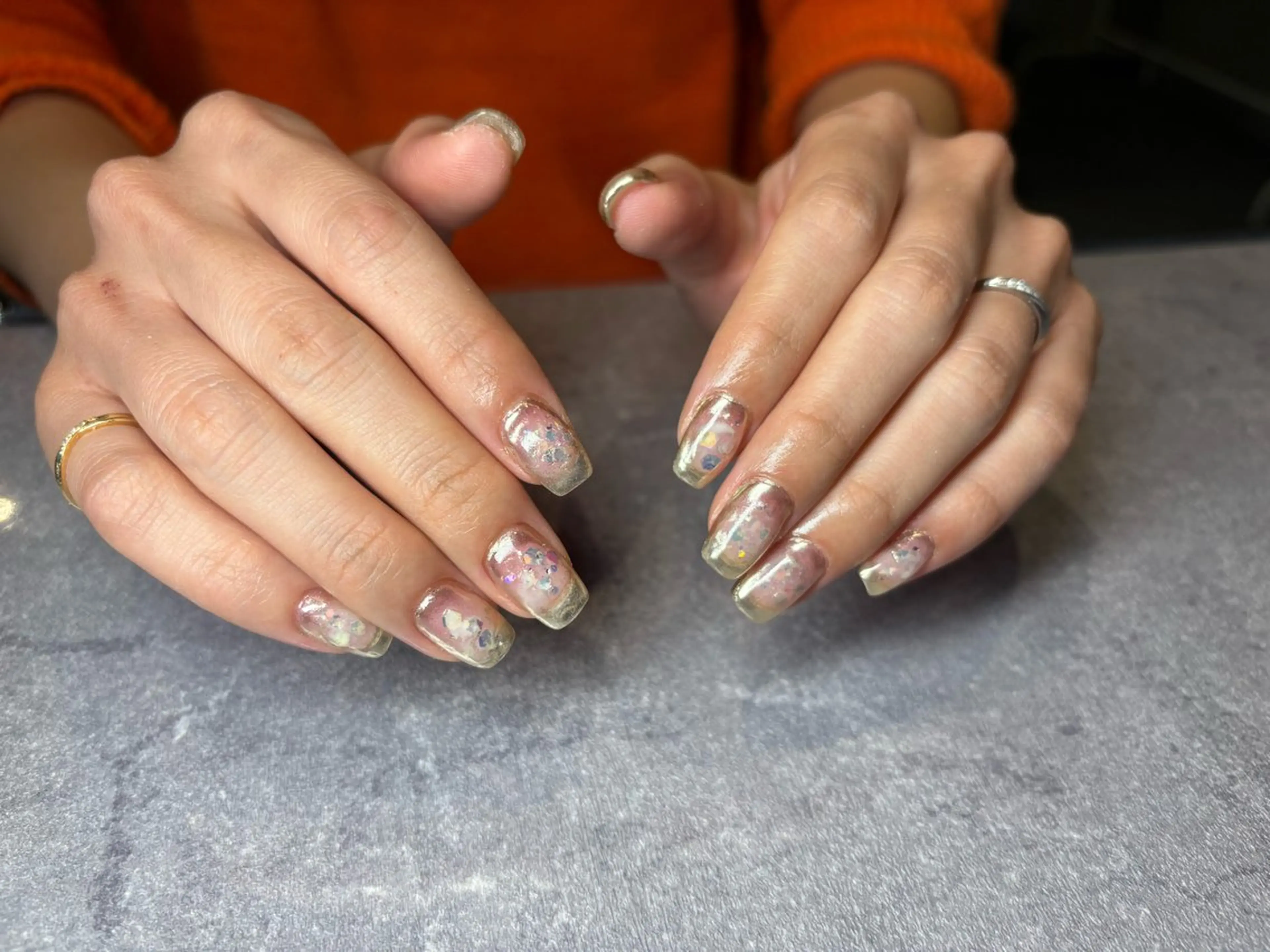 ネイル ホログラムネイル ニュアンスネイル HONOKA W 【深江橋店】のネイルデザイン