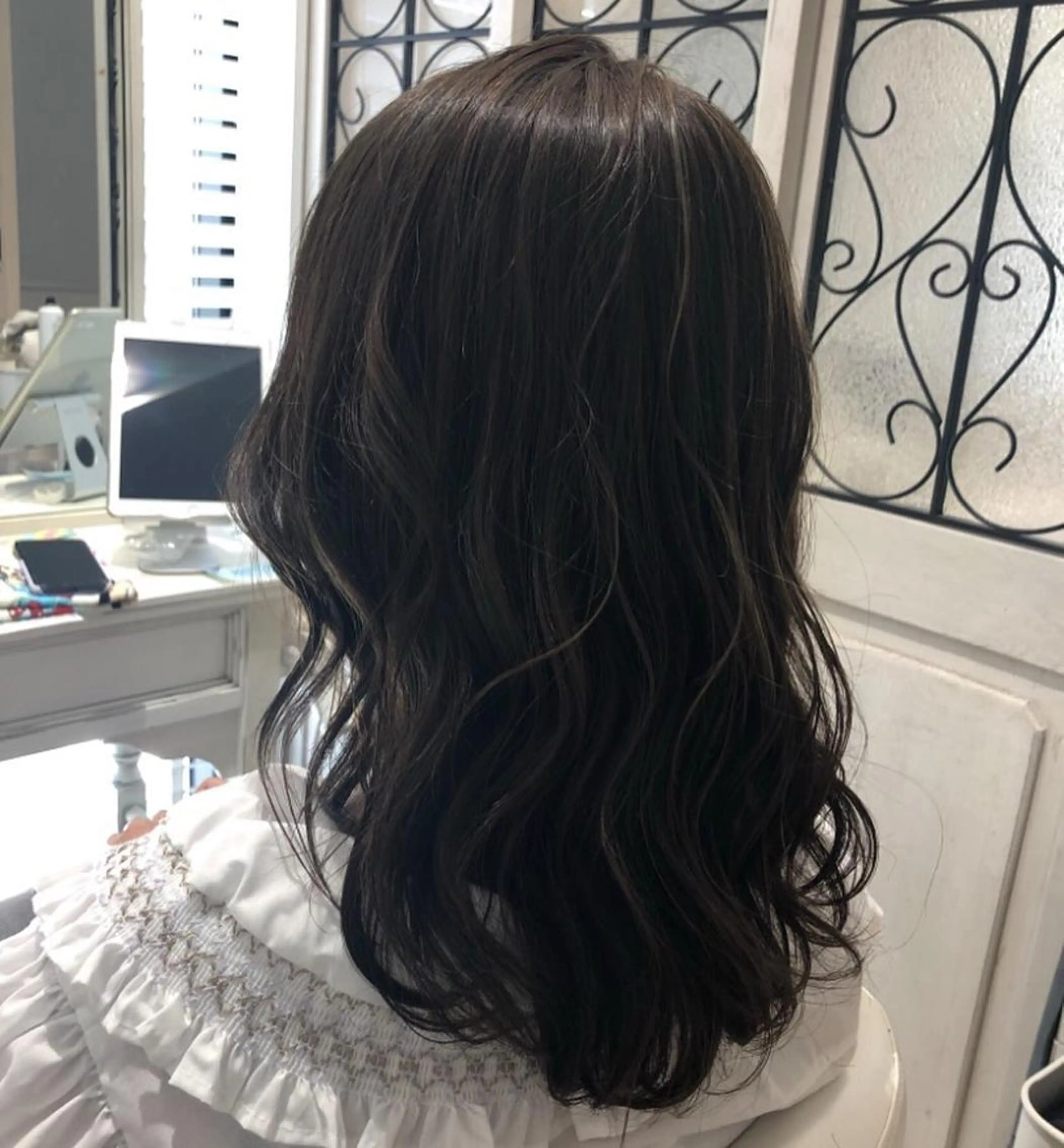 セミロング カラー ヘアアレンジ グレージュ ハイライトカラー ハイライト ✨🌿大人可愛い愛さ れhair🌿✨松本のヘアスタイル