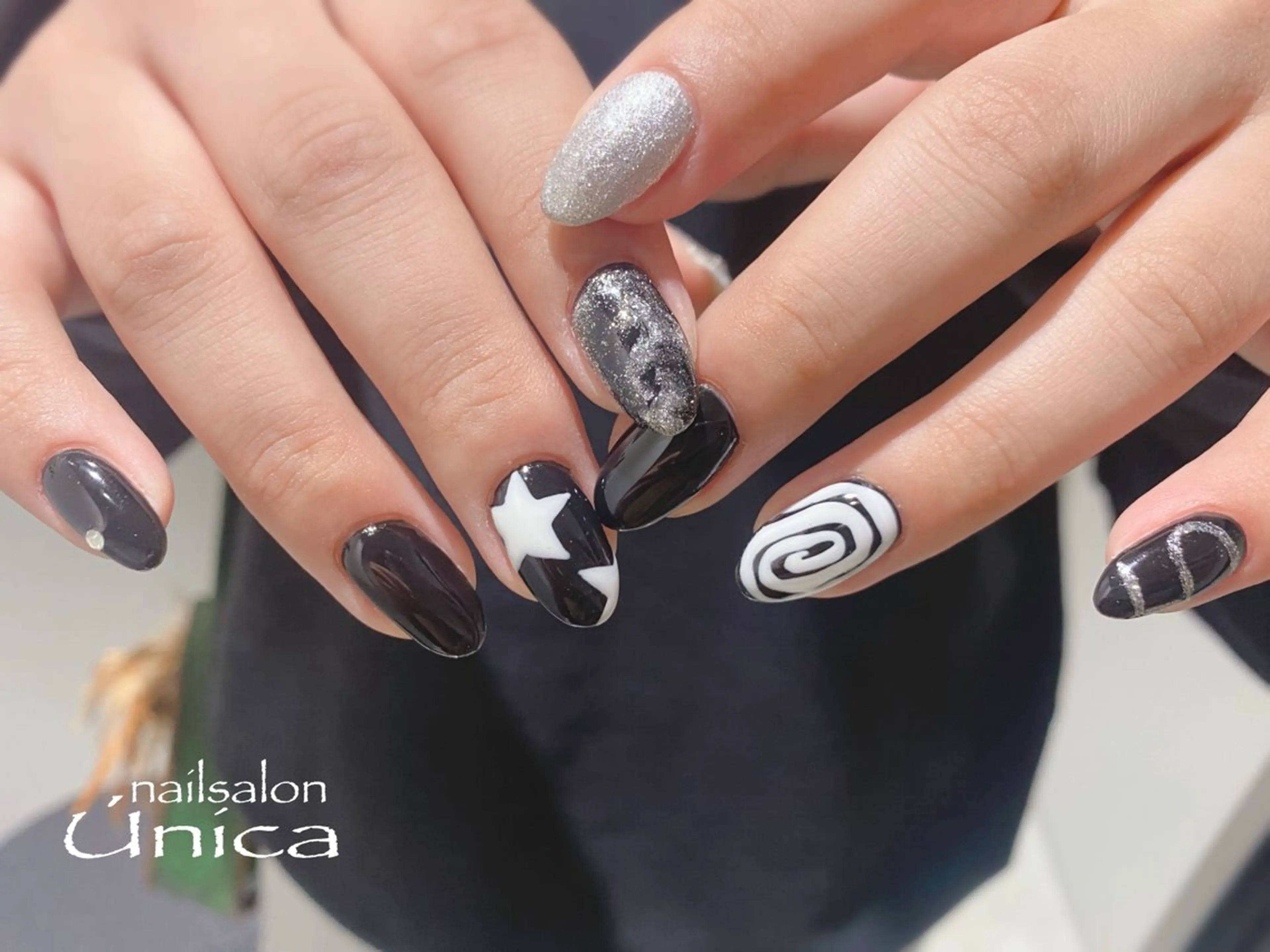 ネイル ハンドネイル nailsalon Única　ウニカのネイルデザイン