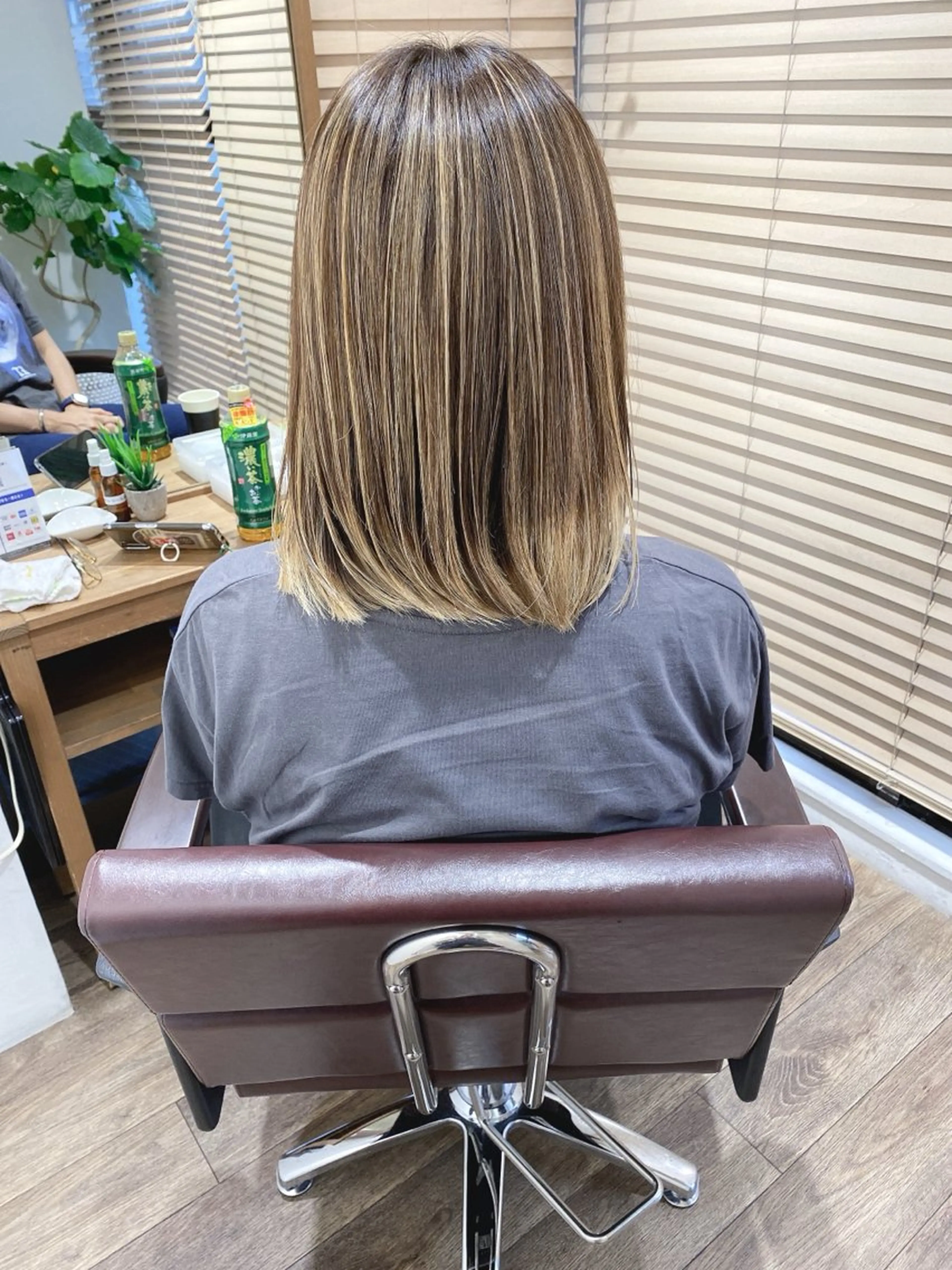 セミロング カラー ヘアカラー トリートメント GO TODAY SHAiRE SALON 横須賀所属・ハイライト⭐️上野 高広のヘアスタイル