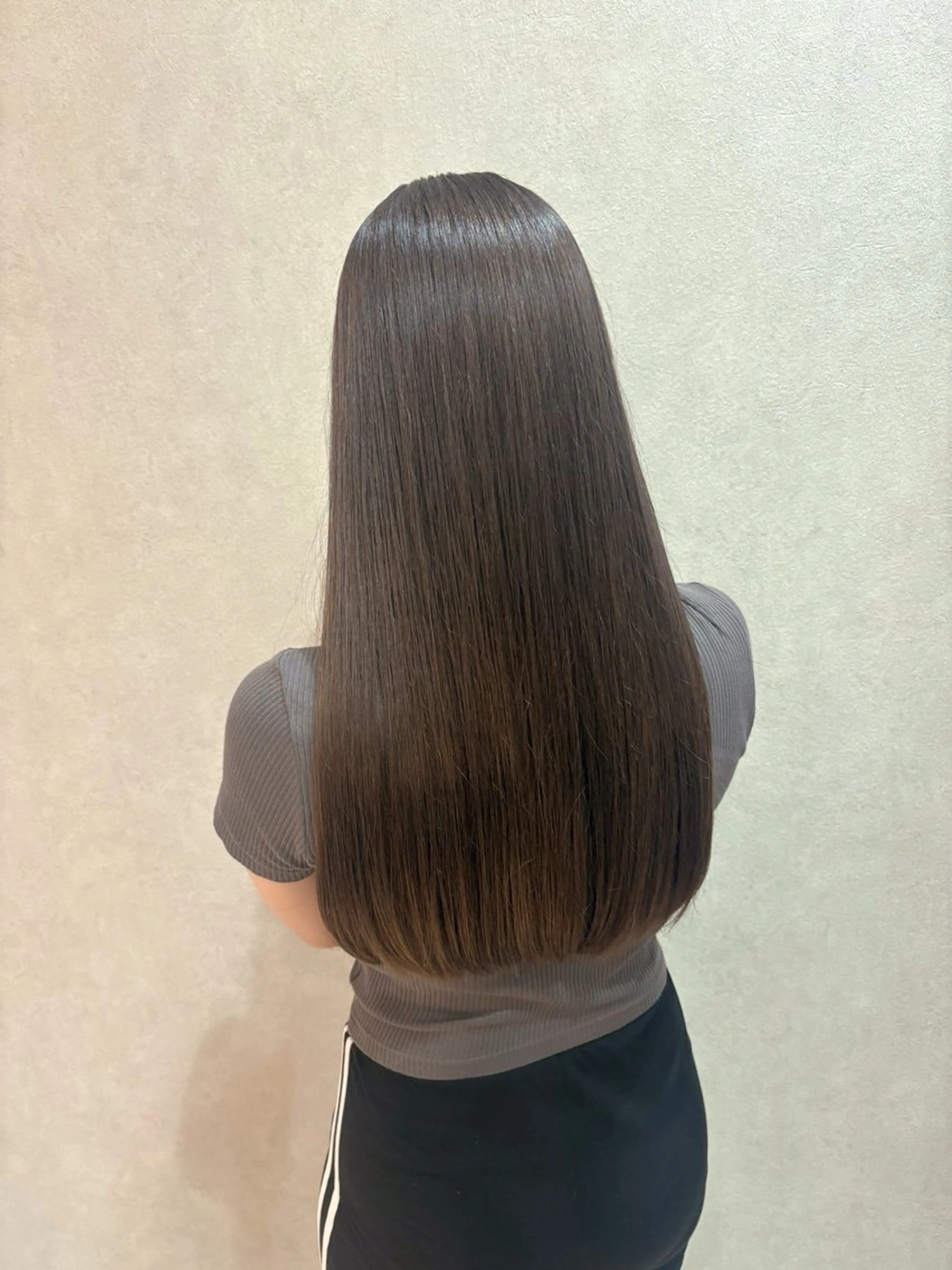 ロング カラー アッシュ アッシュブラウン ブラウンカラー カット ヘアカラー トリートメント 中澤 壱太のヘアスタイル