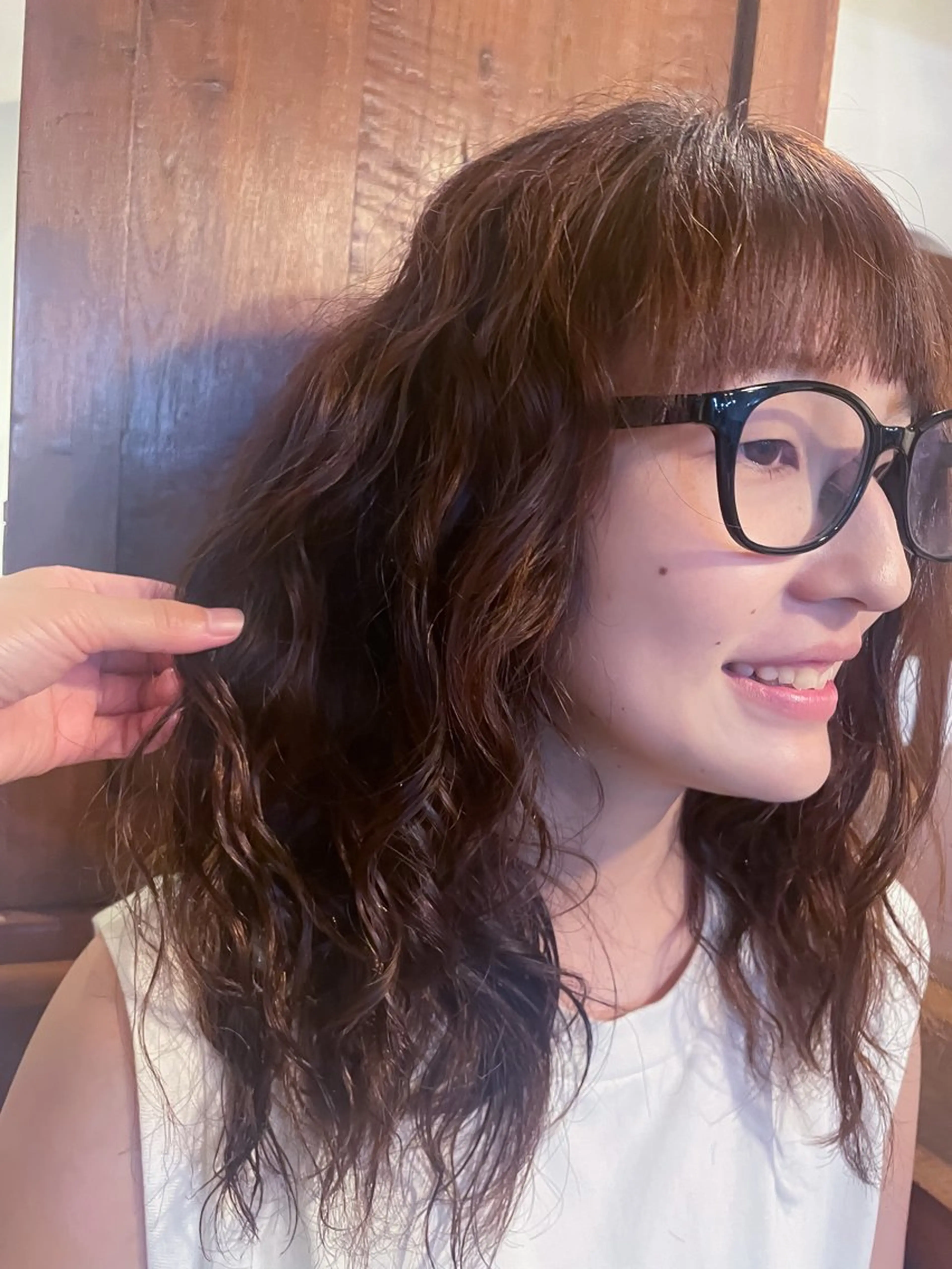 ロング パーマ ウシロダ メグミのヘアスタイル