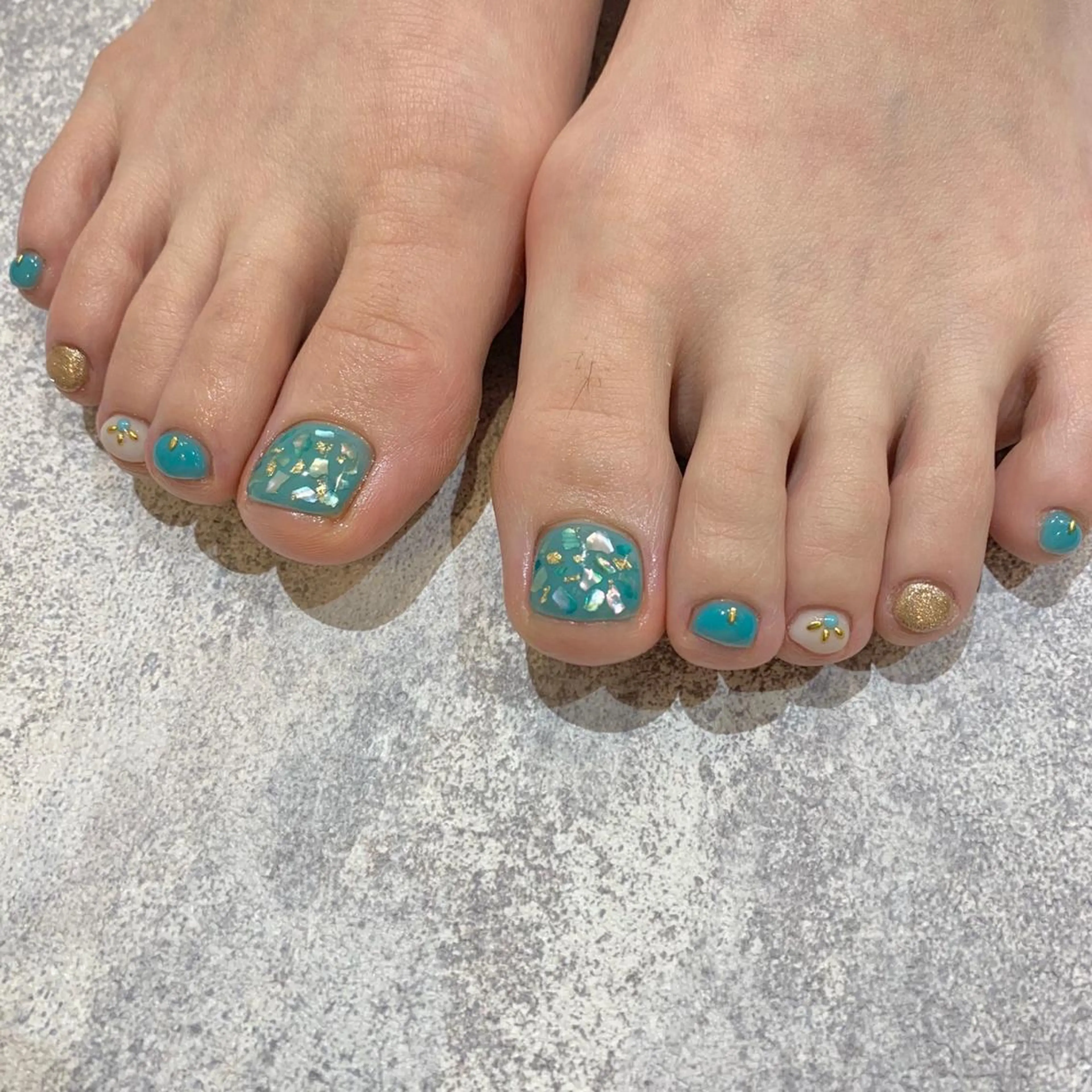 ネイル フットネイル nail slon mioのネイルデザイン