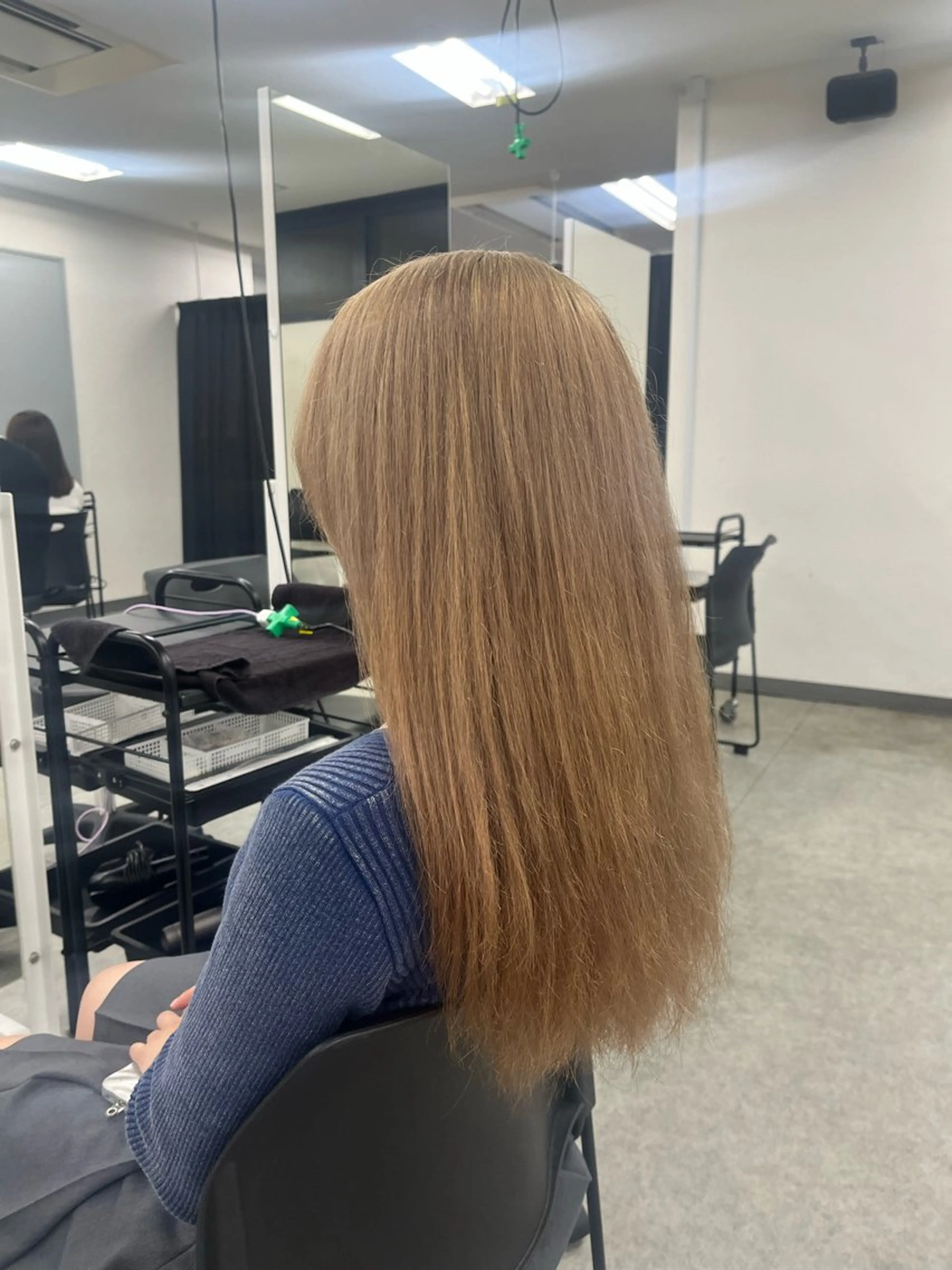 カラー 透明感うる艶カラー 🤍吉島環のヘアスタイル