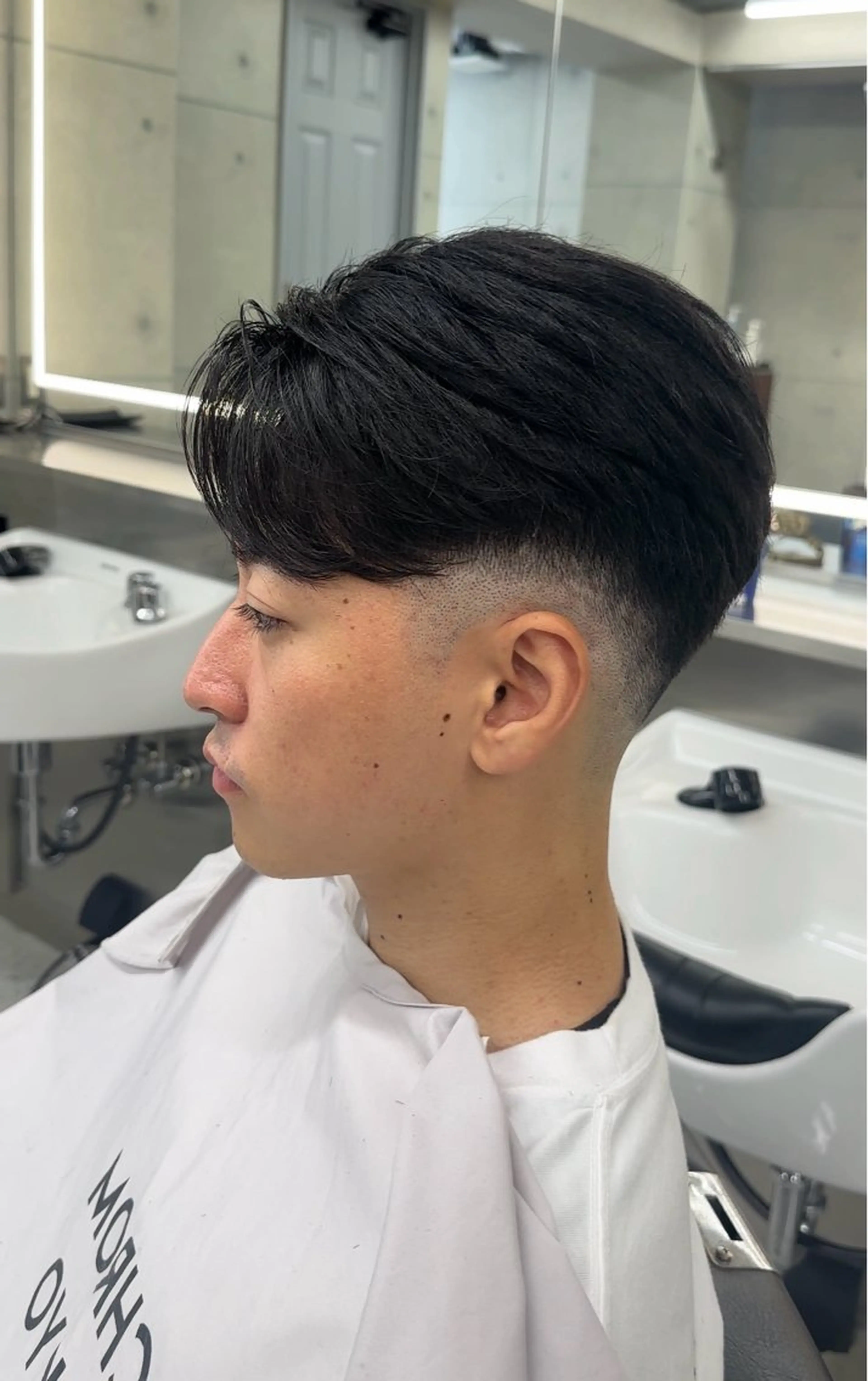 ショート メンズ フェードカット カット CHROM TOKYO ALT所属・🔥メンズ専門🔥 佐々木　パーマ大人気のヘアスタイル