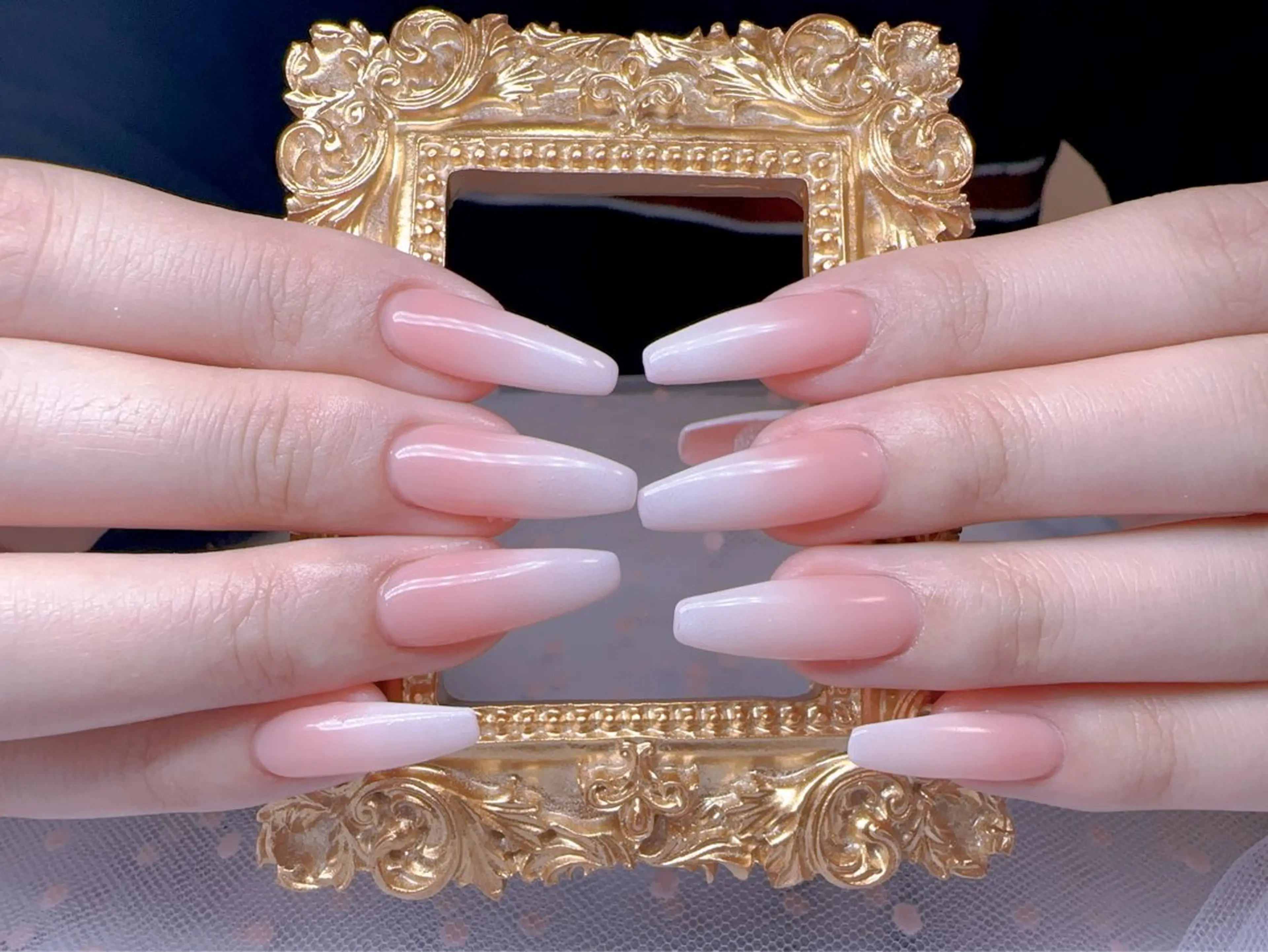 ネイル オーロラネイル フットネイル 韓国ネイル ラメ(グリッター) ラメグラデーション ハンドネイル Belle nail salon 新小岩のネイルデザイン