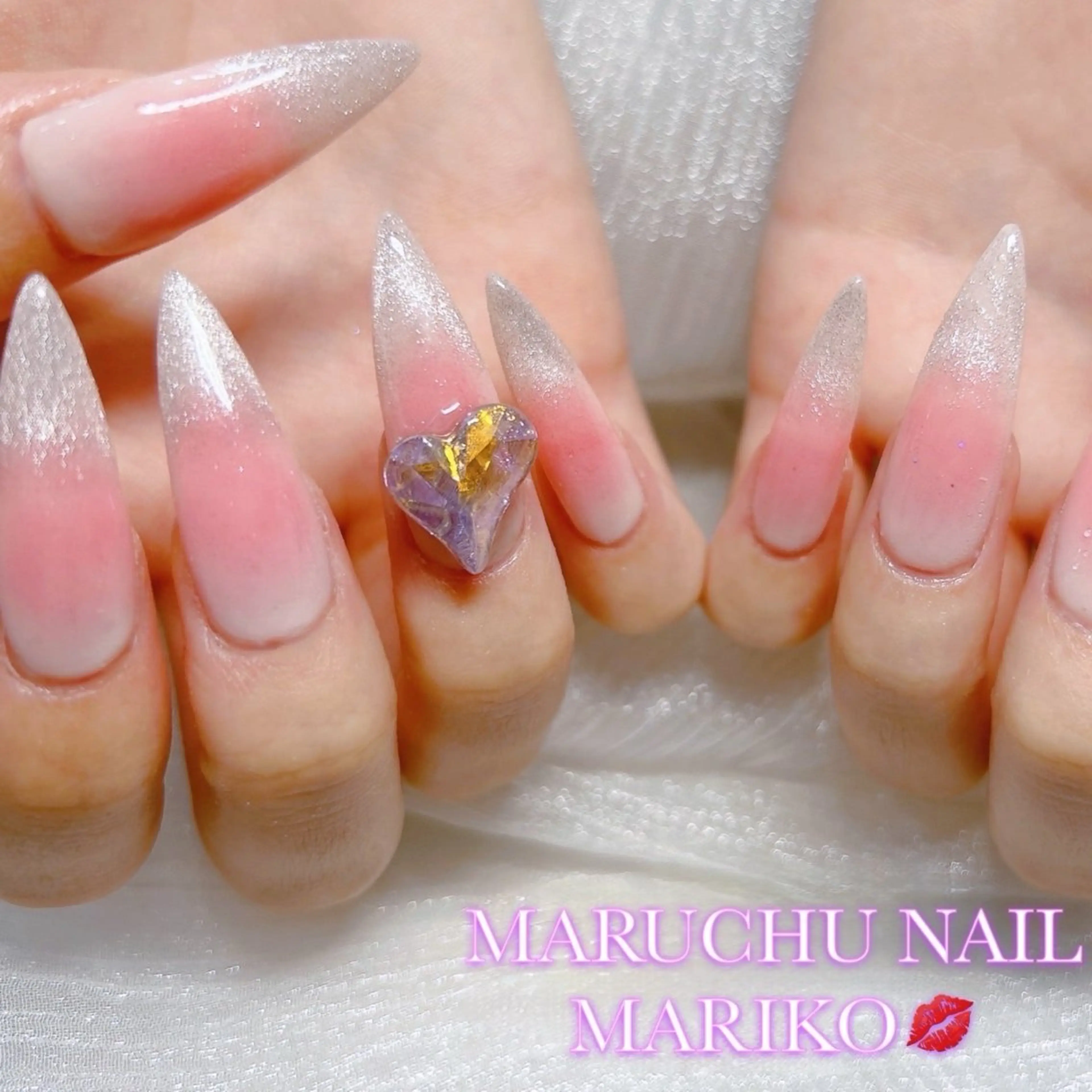 🩷新人ネイリスト🩷HANDチークネイル（オフあり）パーツ追加🆗（別料金）の写真
