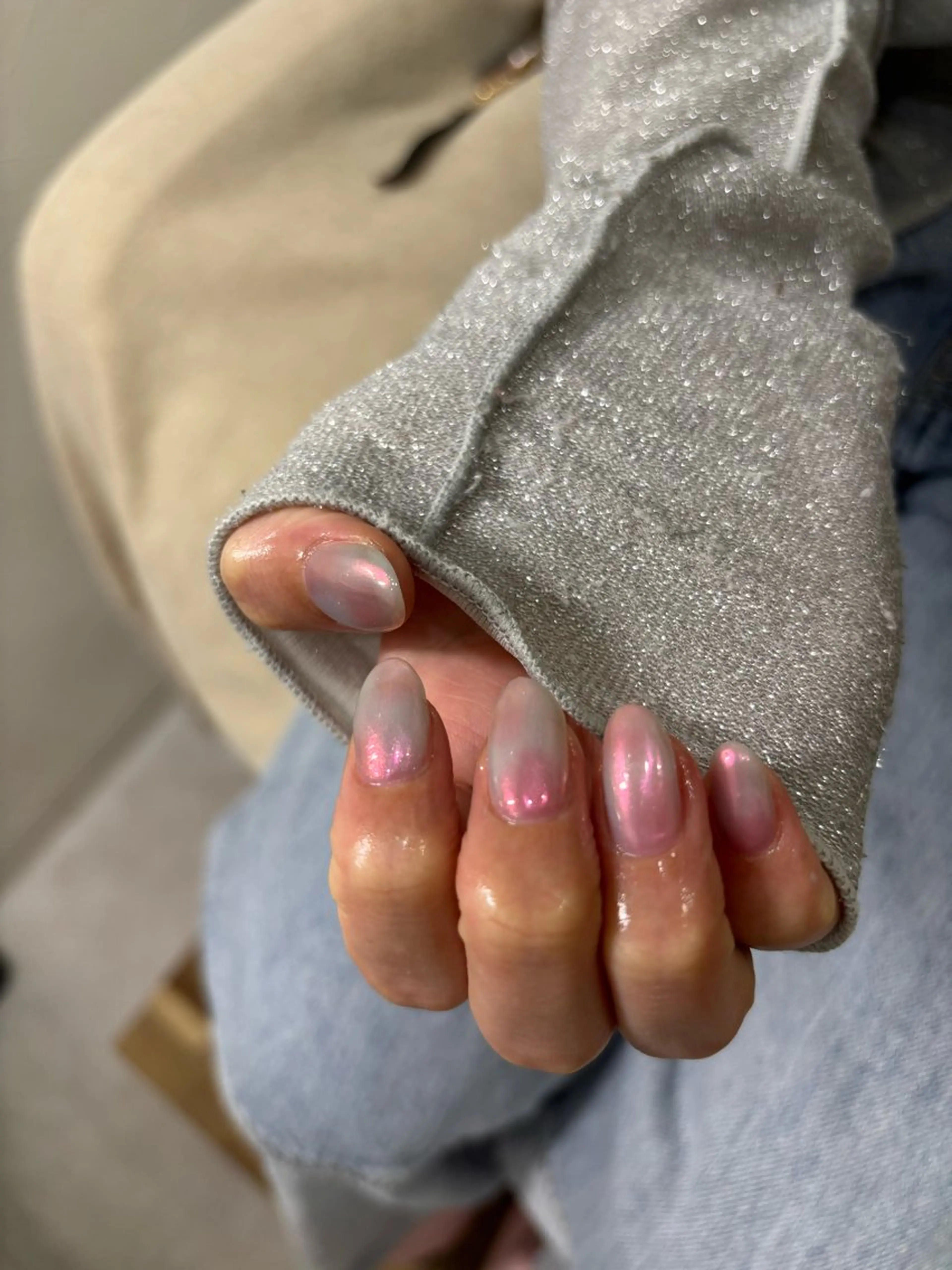 ネイル オーロラネイル 水色 ピンク ハンドネイル THREE.所属・THREE nailのネイルデザイン