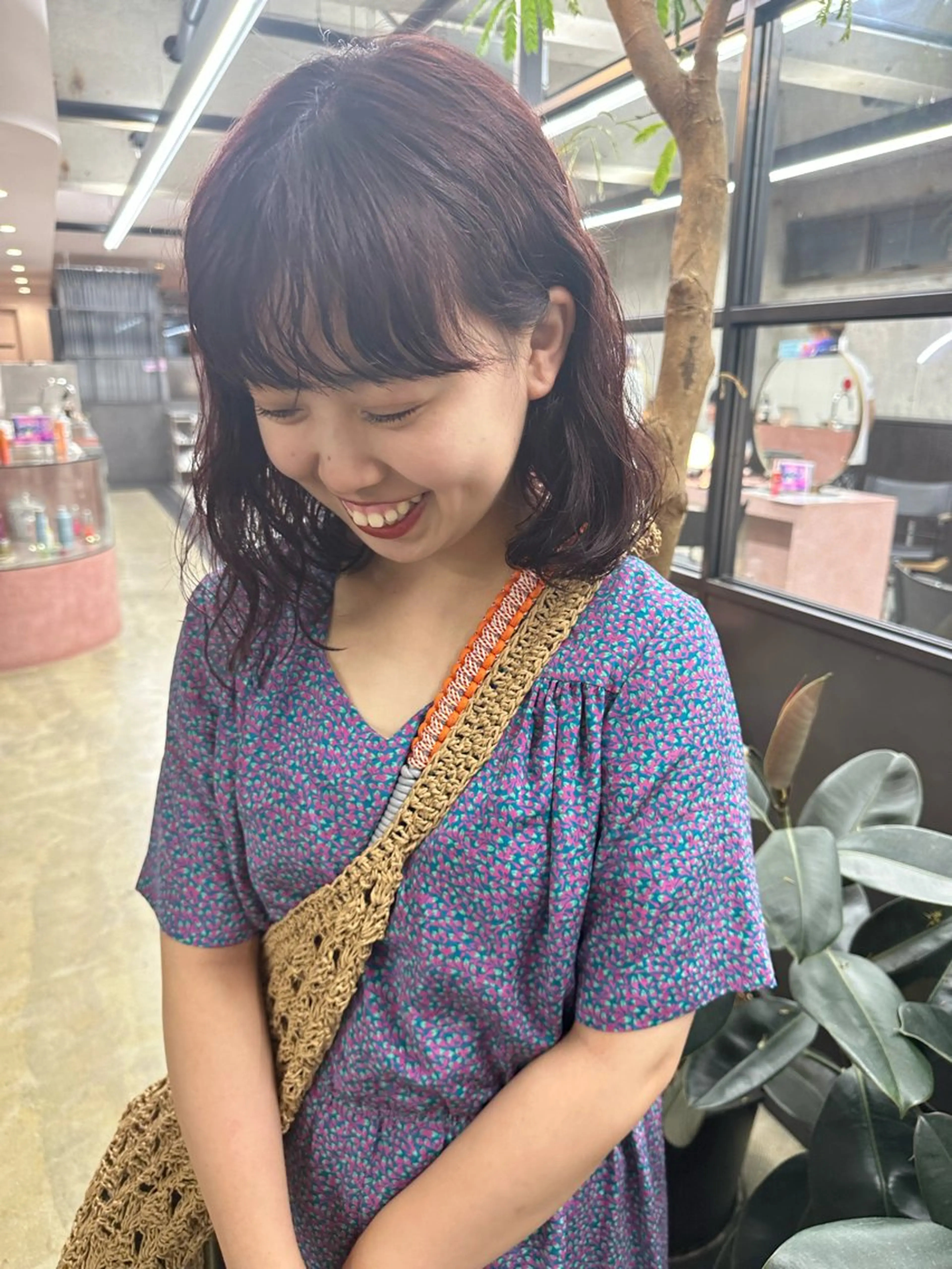 ミディアム カラー パーマ myu 🐈‍⬛のヘアスタイル