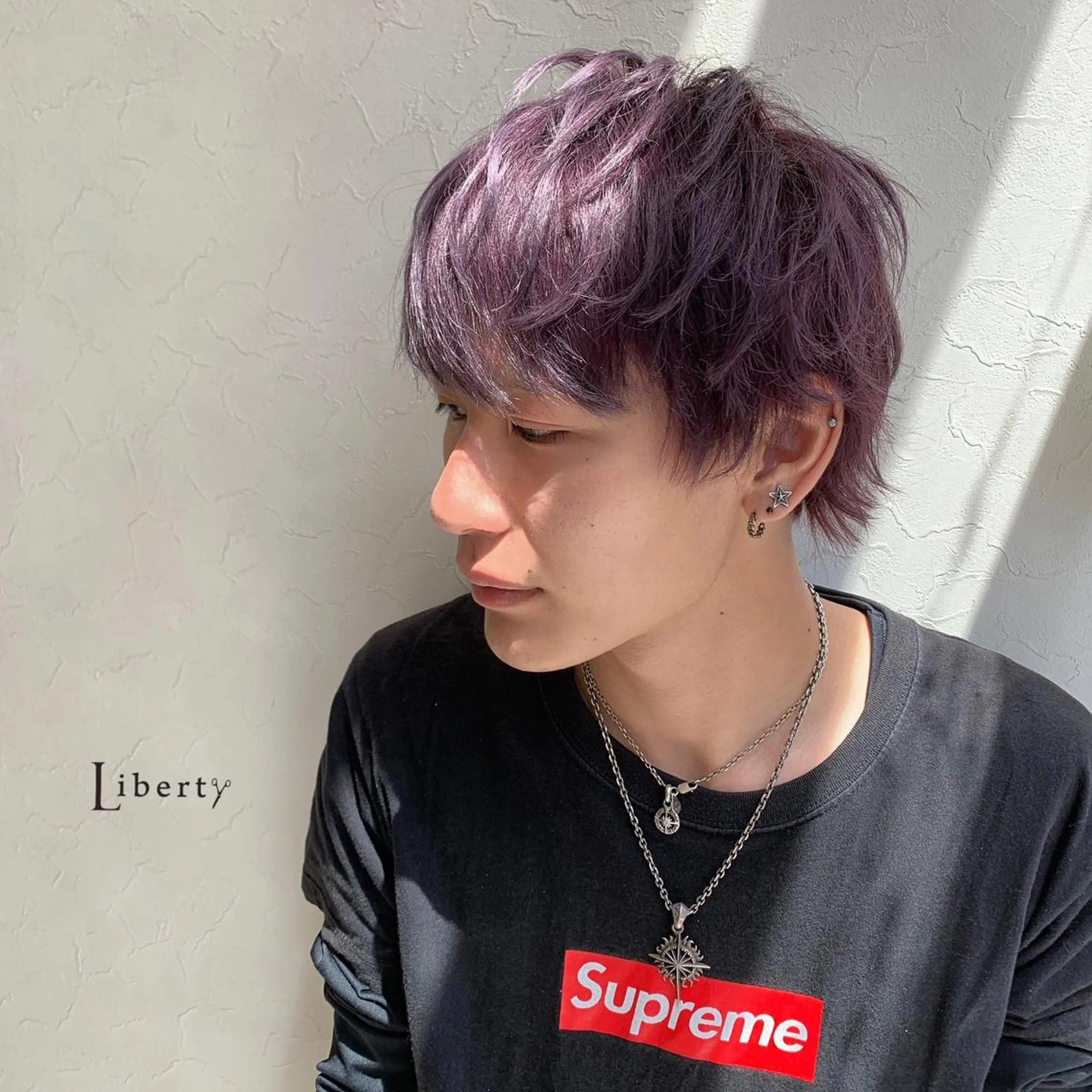 ショート カラー メンズ メンズブリーチ ブリーチ バイオレットカラー ヘアカラー トリートメント Liberty 店長 TAJIMAのヘアスタイル