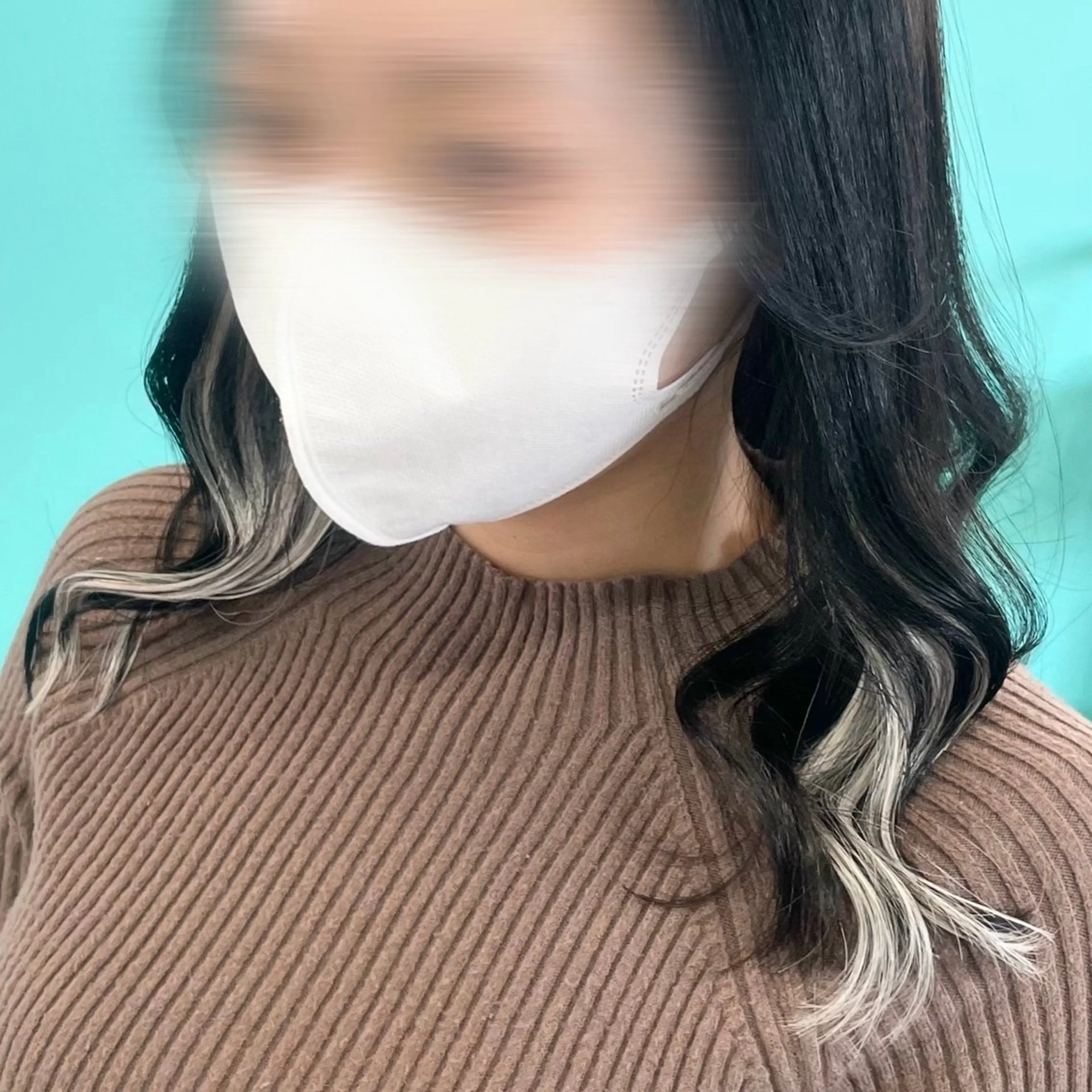 ミディアム アッシュ カット エクステ 艶/透明感 🫧カラーのヘアスタイル