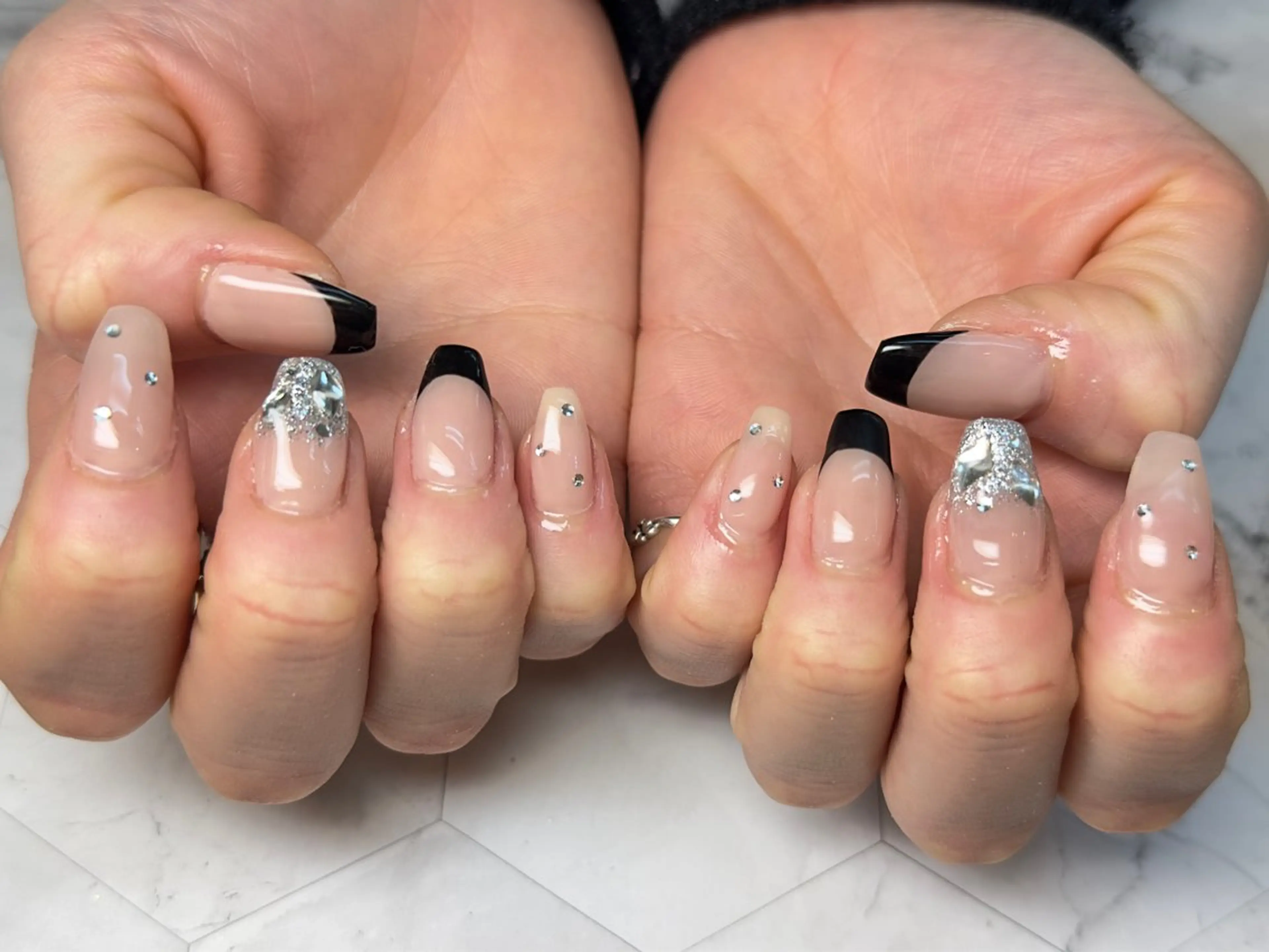 ネイル ハンドネイル Queennail 北堀江AYAのネイルデザイン