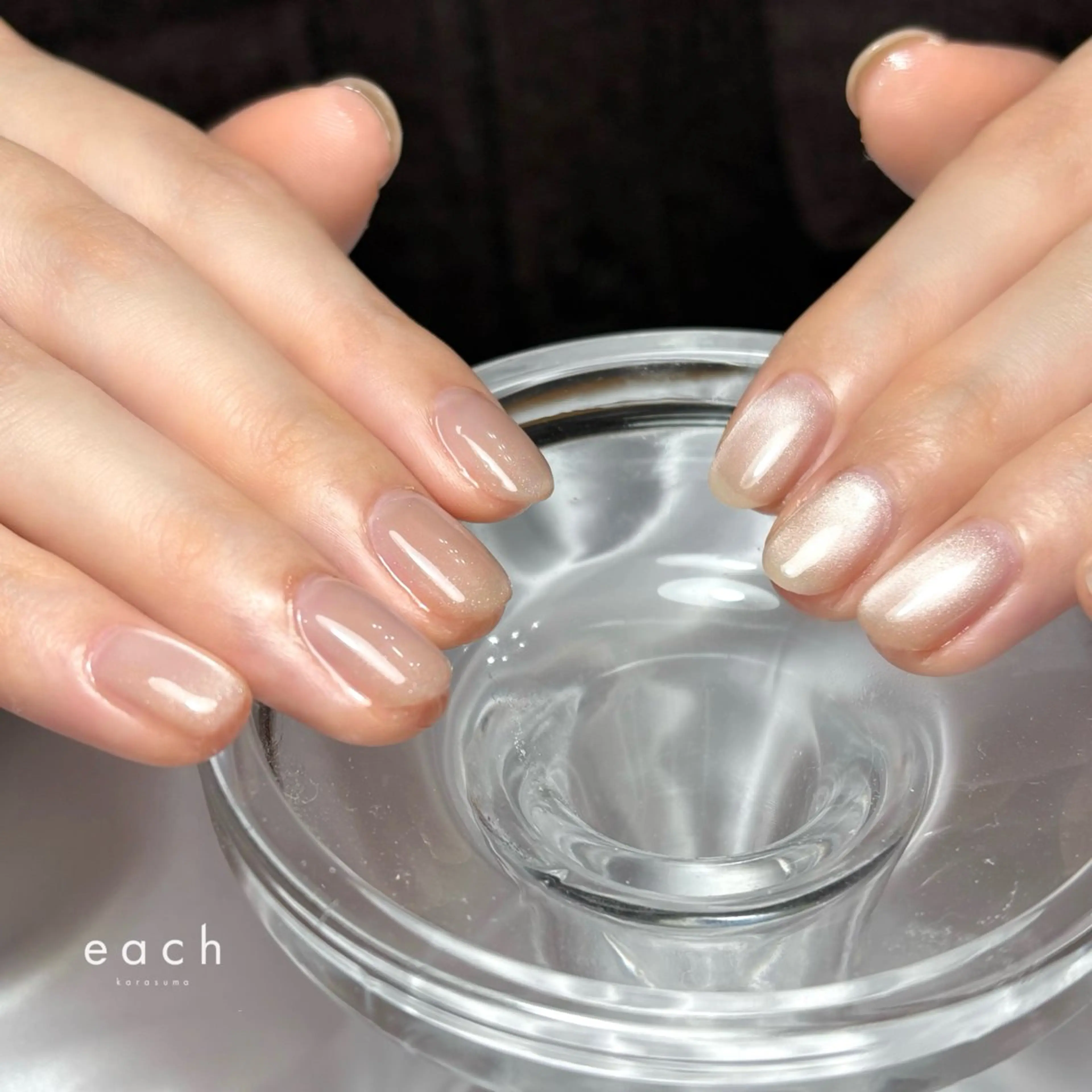 ネイル 氷ネイル・うるうるネイル マグネットネイル ハンドネイル each Hibikiのネイルデザイン