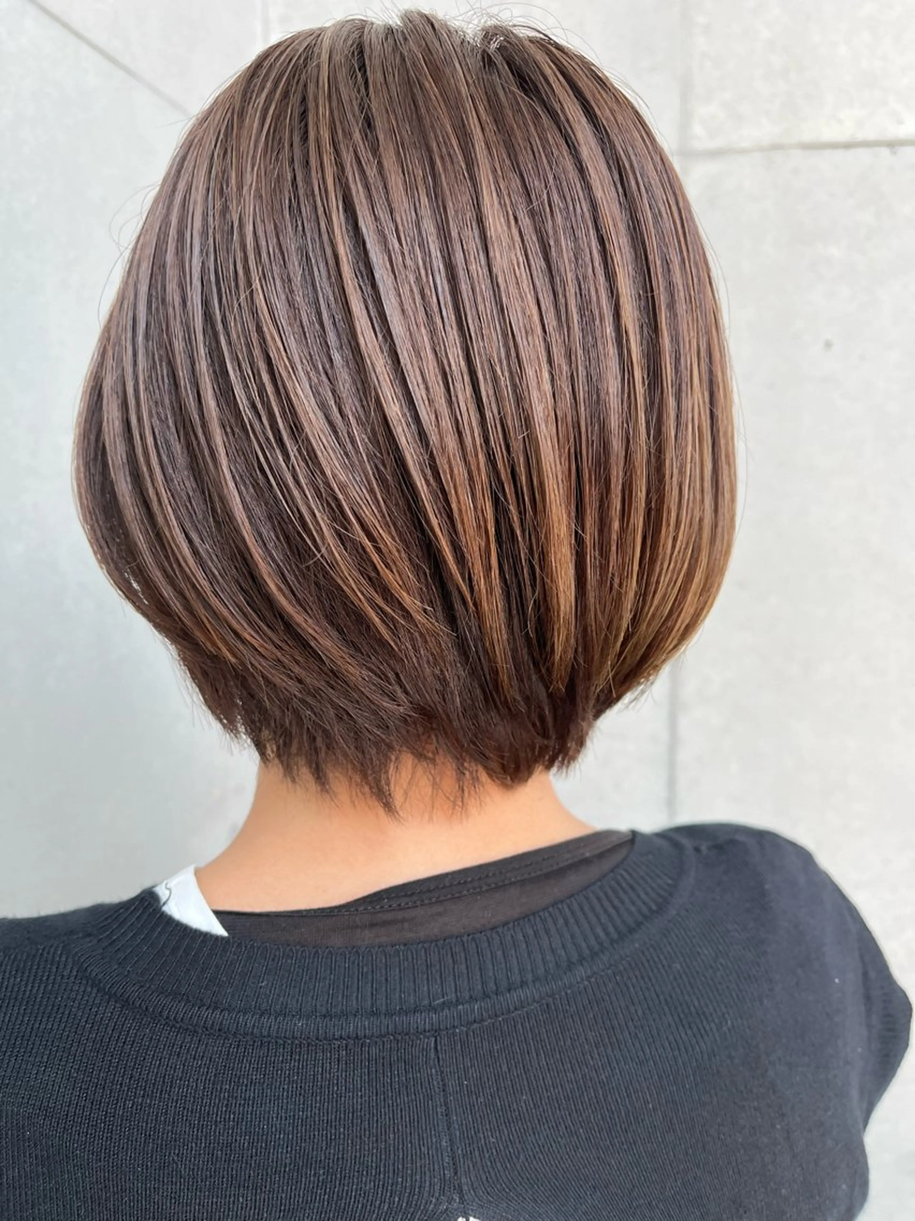 ショート カット ブリーチなしWカラー /地毛風/小林凪沙のヘアスタイル