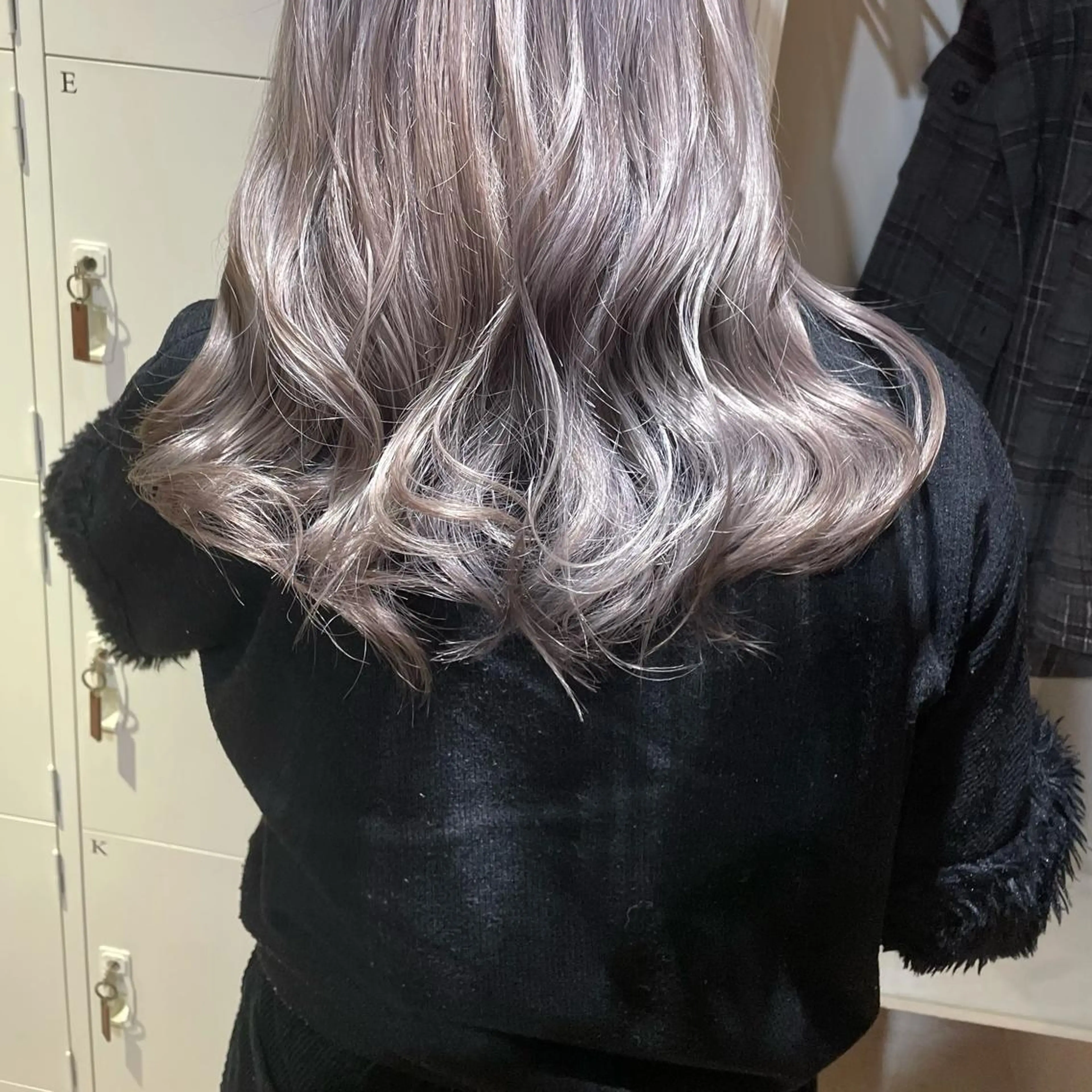 カラー yohaku misakiのヘアスタイル