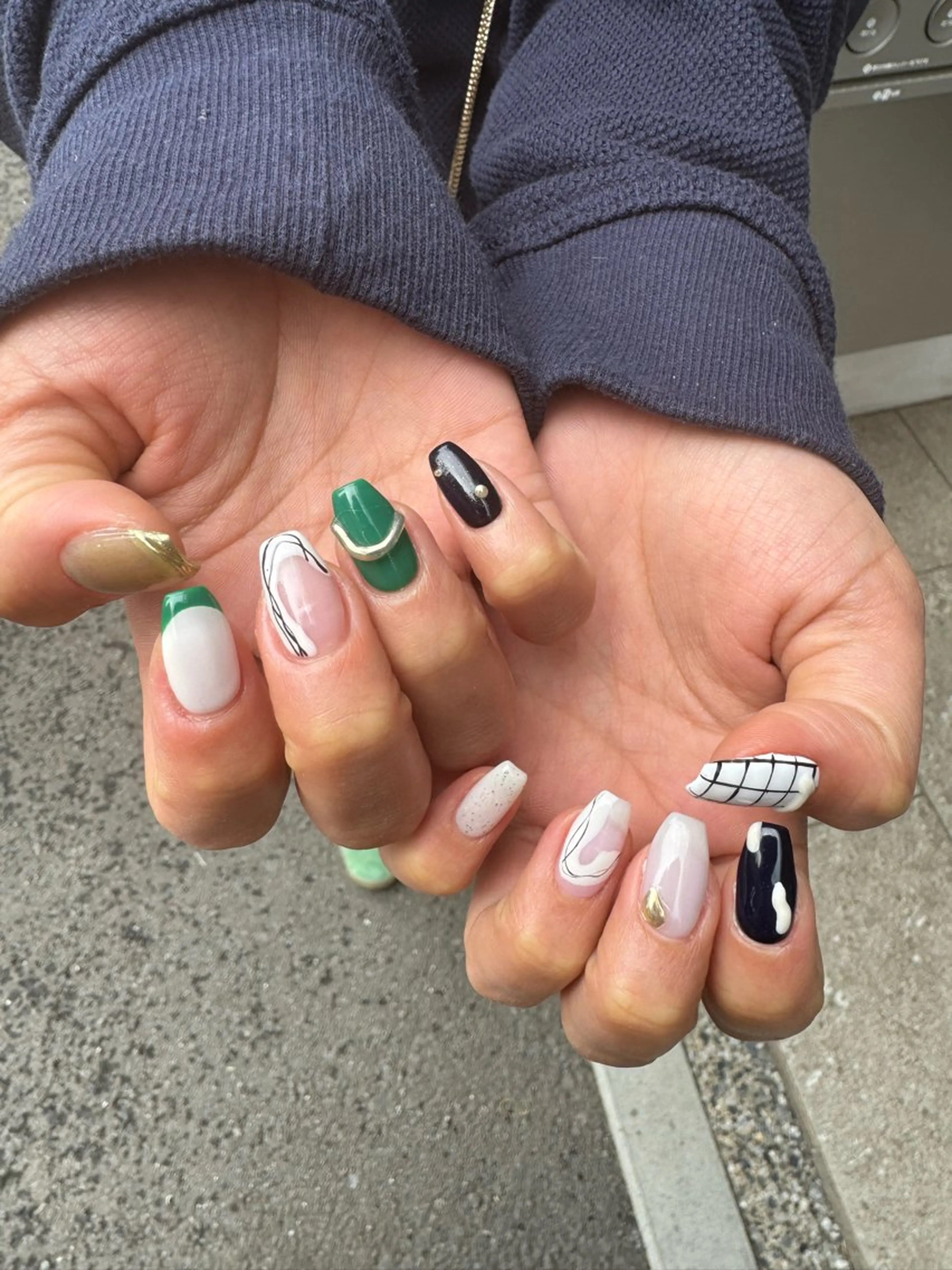 ネイル アートネイル フレンチネイル 韓国ネイル マグネットネイル 持ち込み MH_ Nailのネイルデザイン