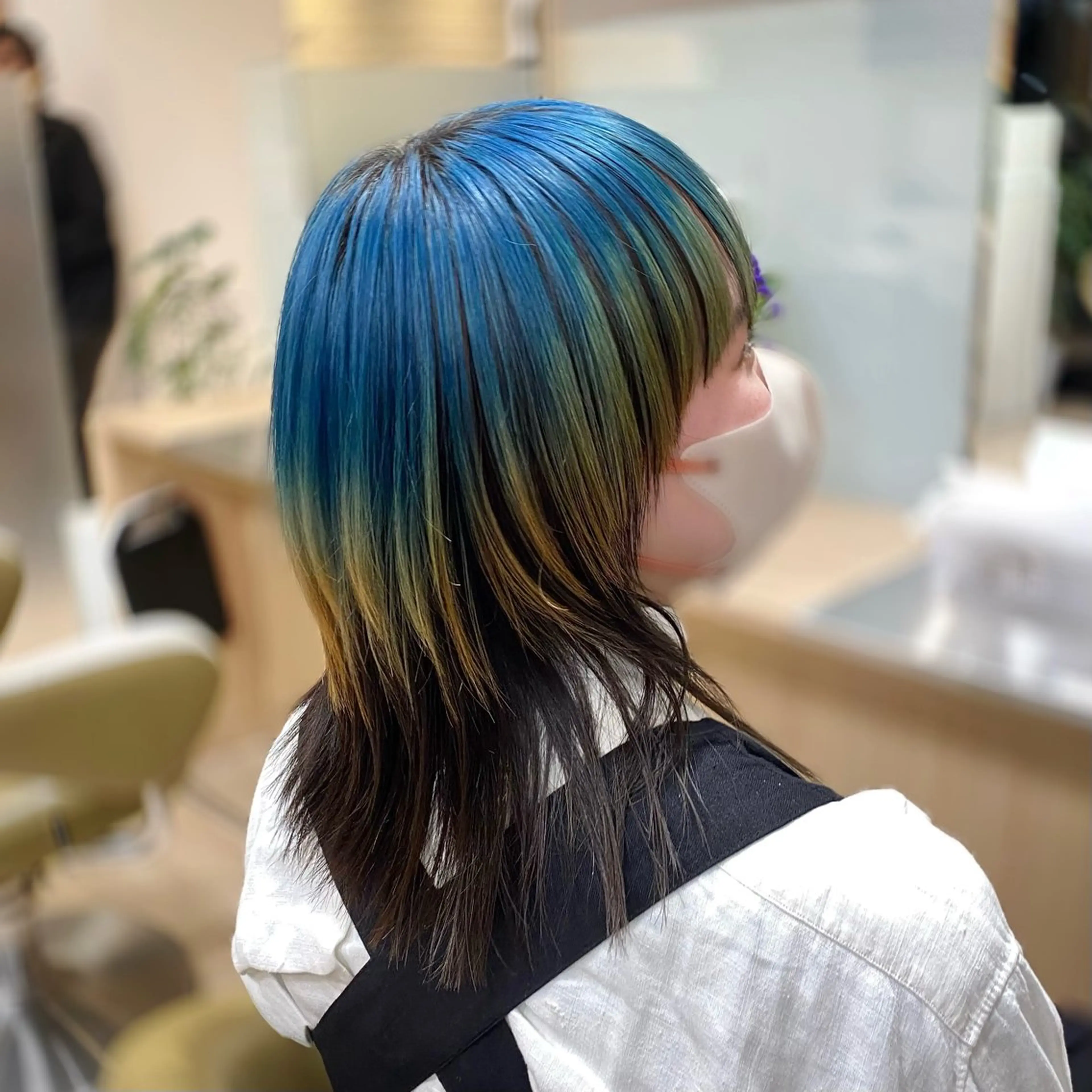 ミディアム カラー デザインカラー🕊️ イオのヘアスタイル