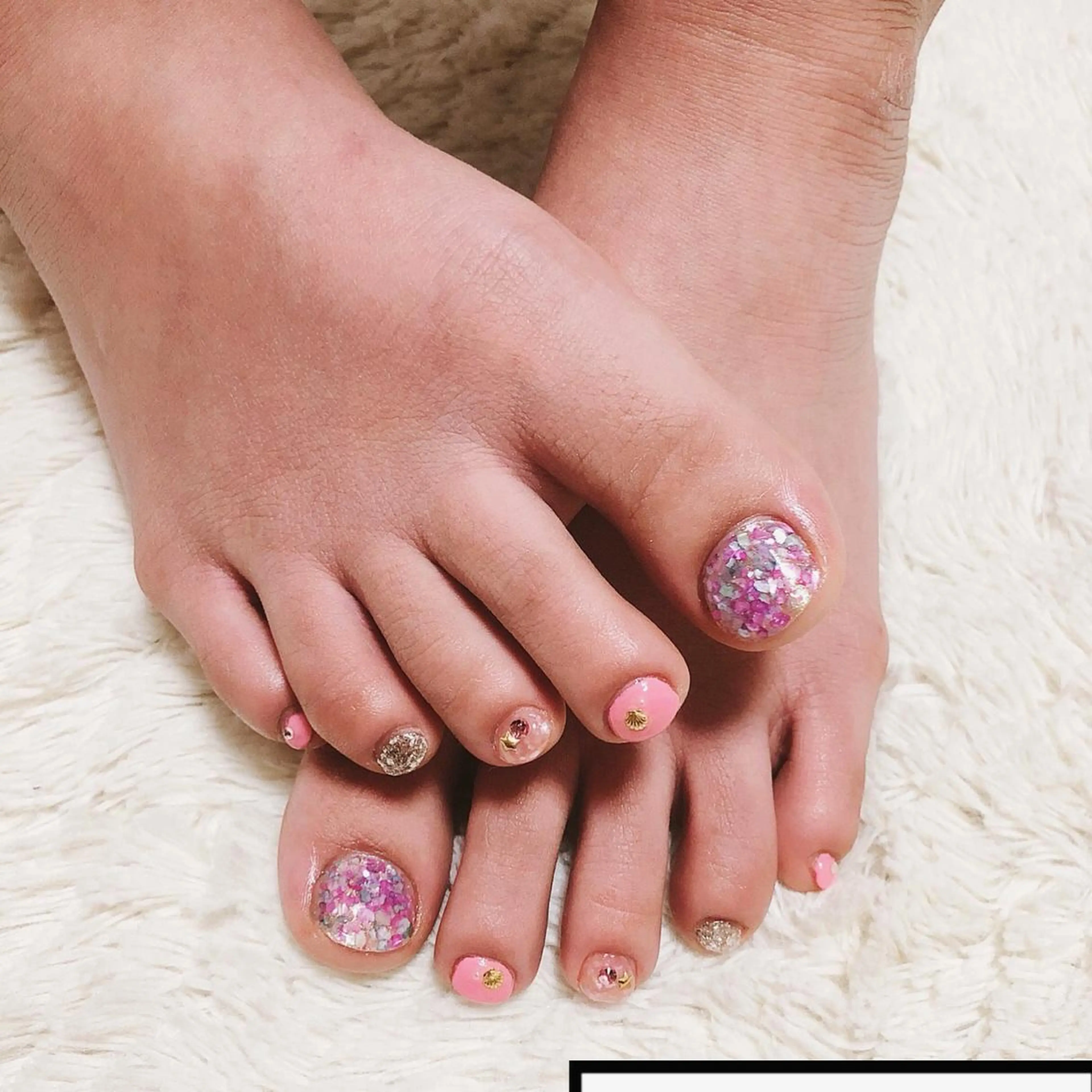 ネイル フットネイル 辻 依子のネイルデザイン