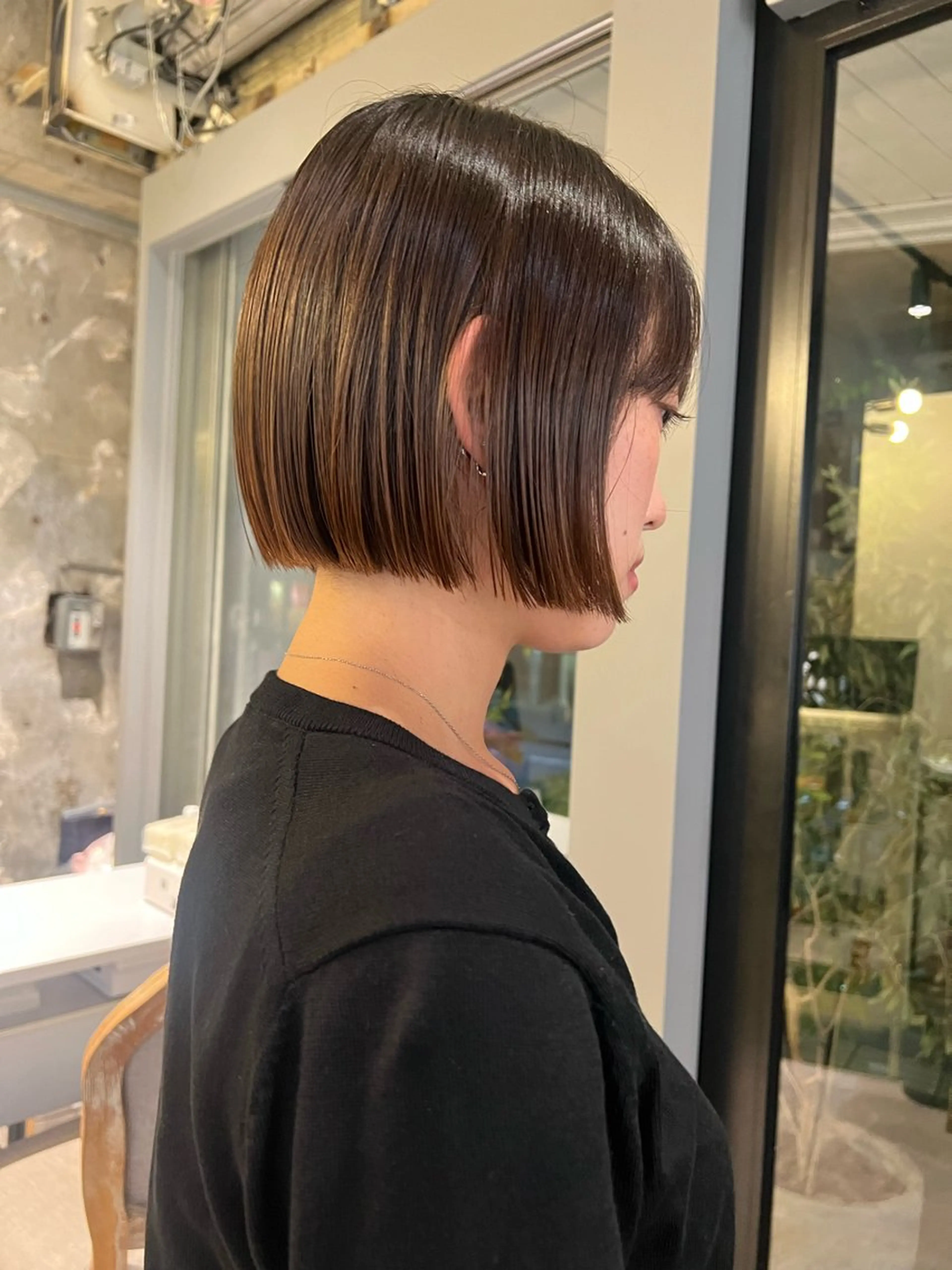 【𝐔𝟐𝟒】 ミニモ限定🤍𝐛𝐨𝐛 𝐜𝐮𝐭 𝐦𝐨𝐝𝐞𝐥🤍ぱっつりボブ 前髪顔周りも🤍の写真