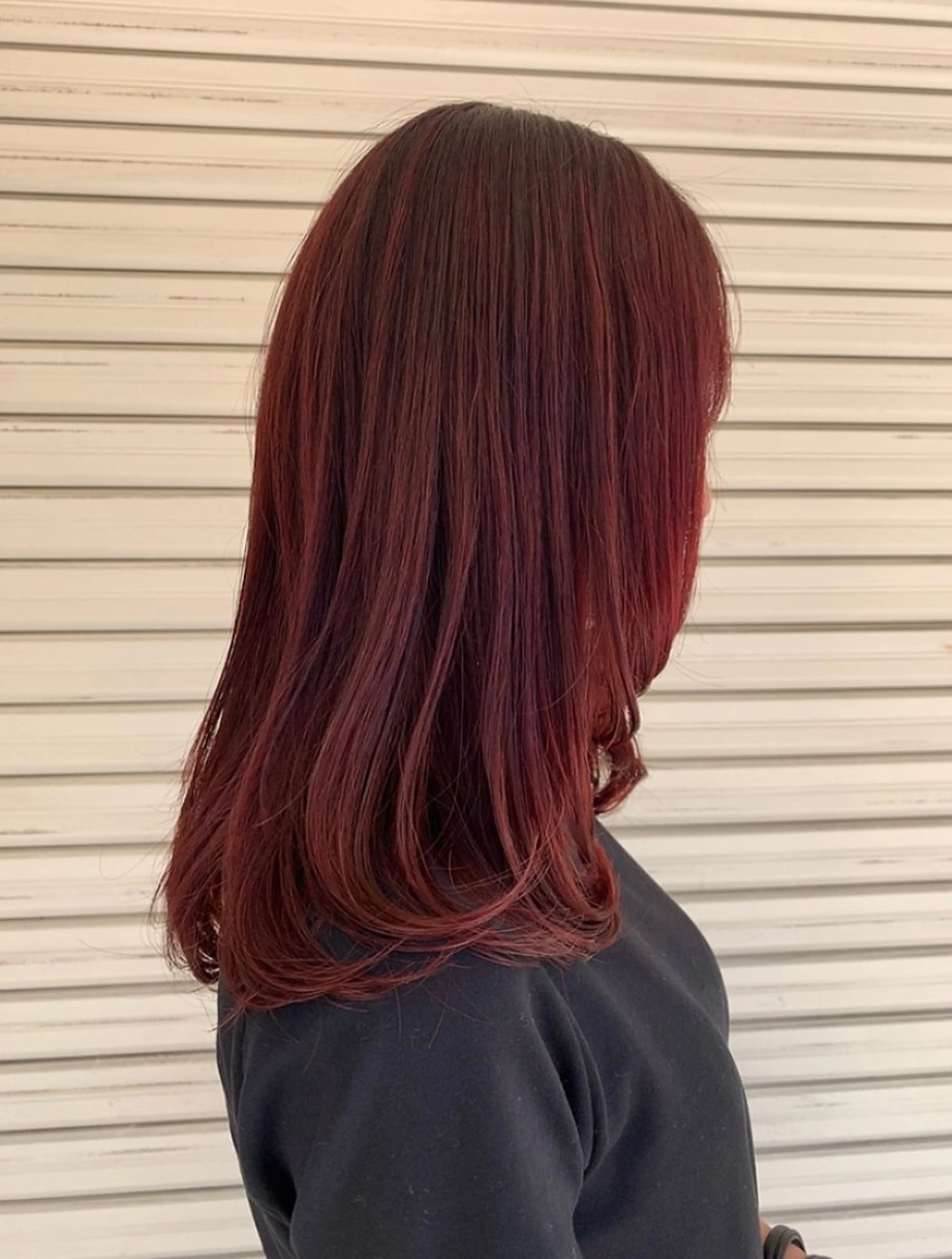 ロング カラー ボルドーカラー レッドカラー ヘアカラー トリートメント mulum hair dressing salon所属・yuuki🌷名古屋 栄　ベージュ/カラーのヘアスタイル