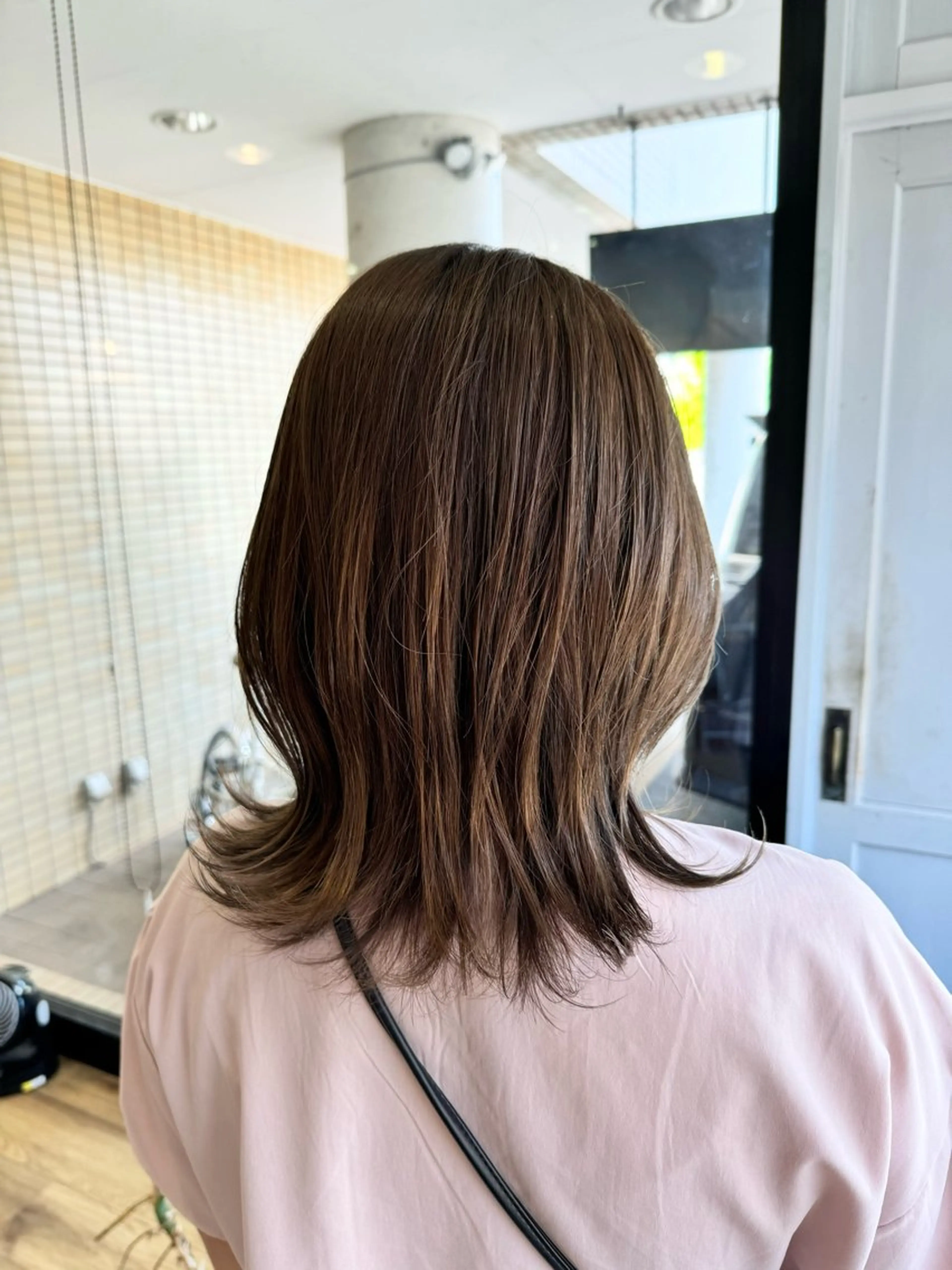 ミディアム カラー ブラウンカラー ヘアカラー トリートメント ツキダテ ユイのヘアスタイル